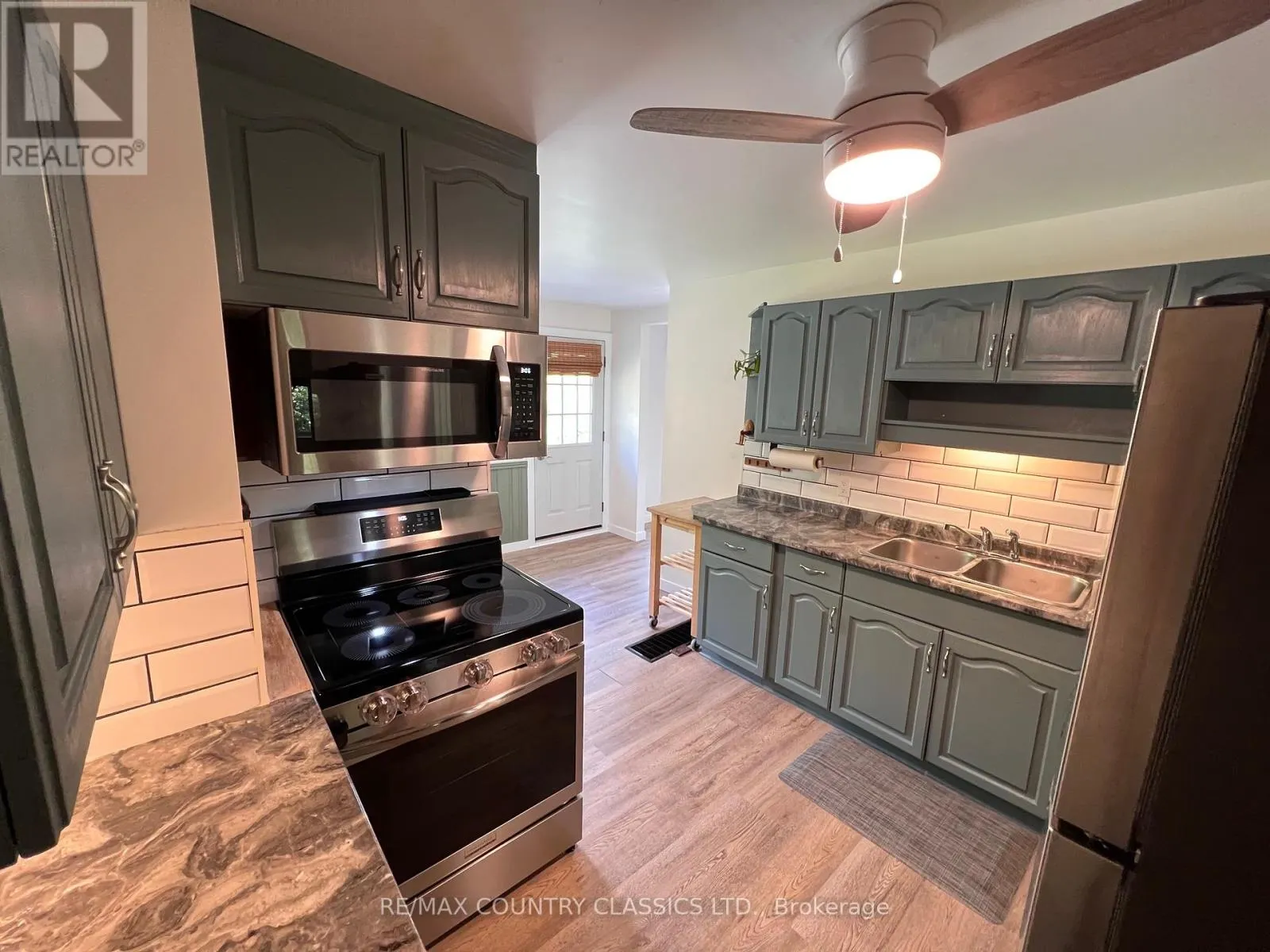 164 TROUT LAKE ROAD
