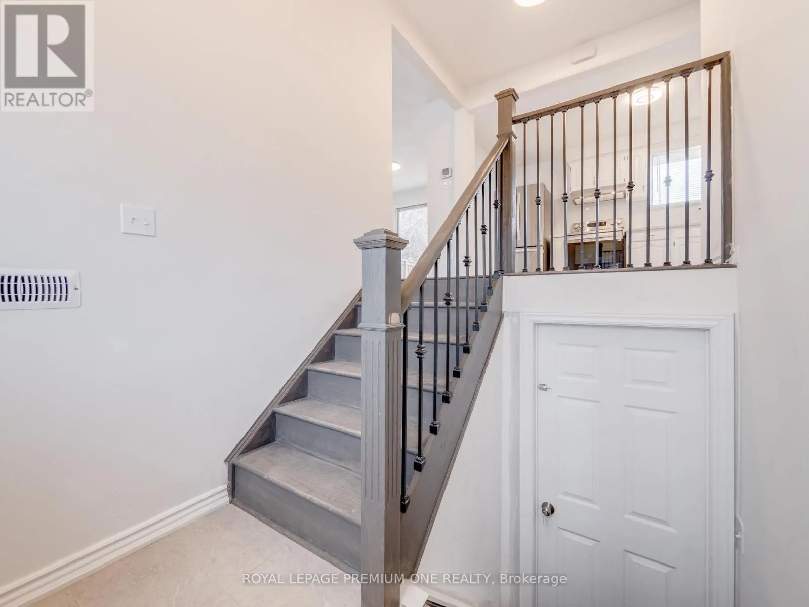 MAIN - 935 STRASBURG ROAD