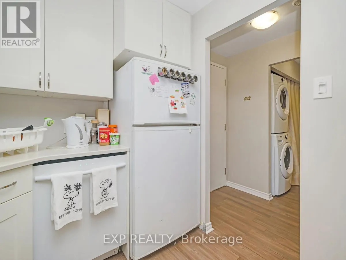 113 - 1025 GRENON AVENUE