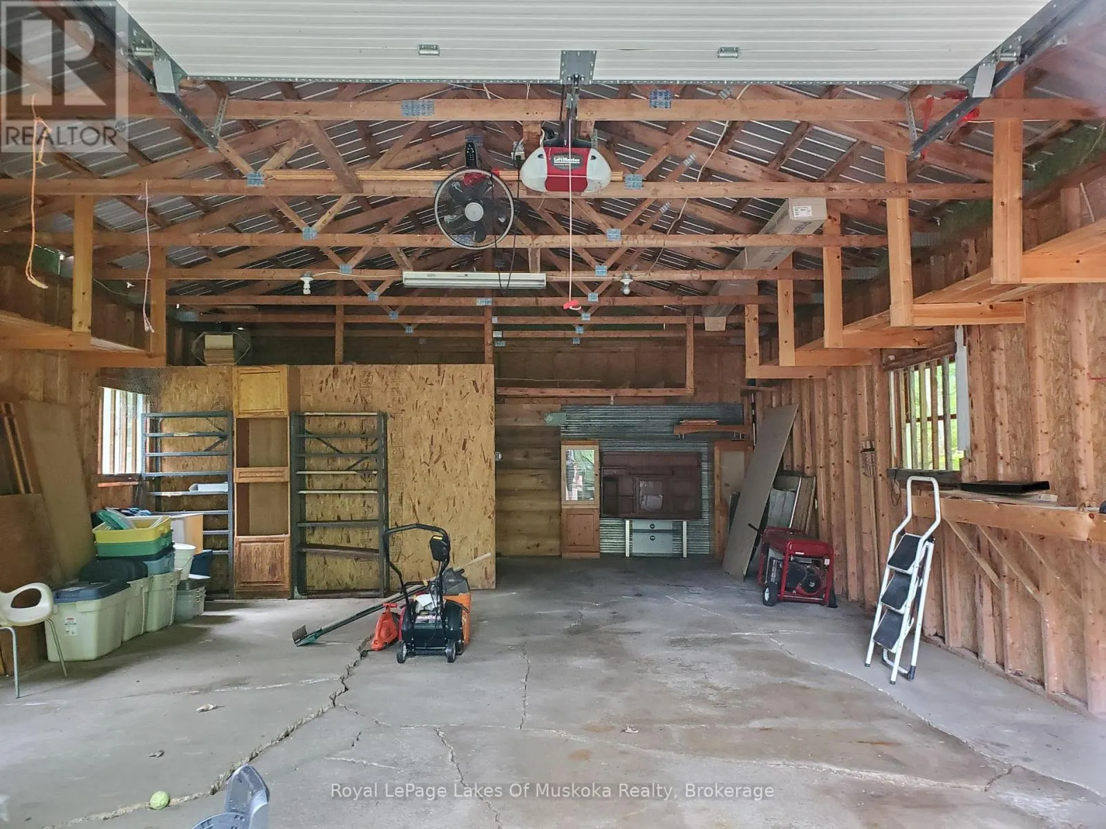 4244 MUSKOKA ROAD 117