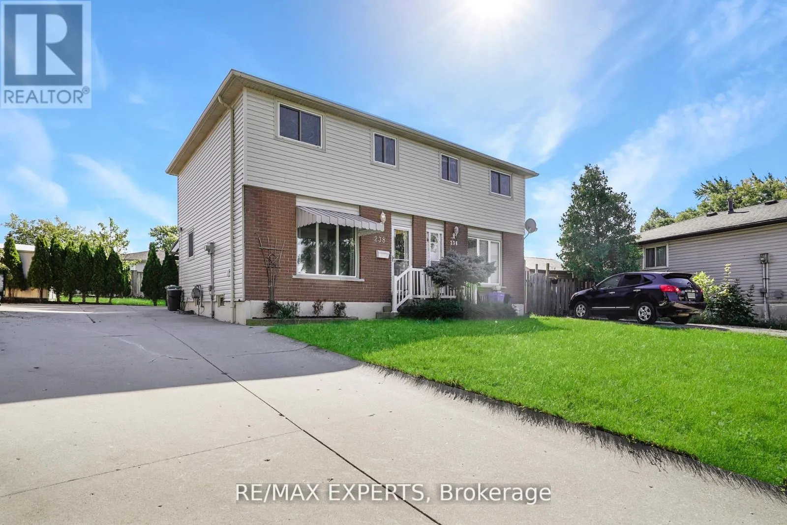 238 LAWNHURST COURT