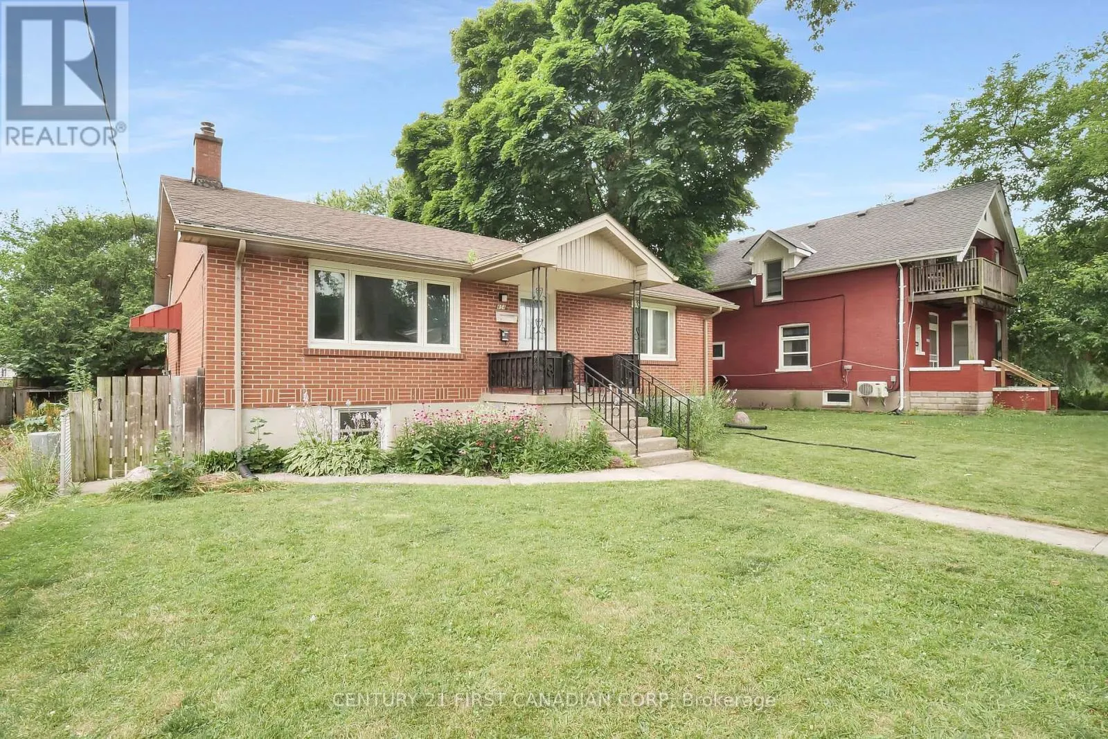 454 SALISBURY STREET