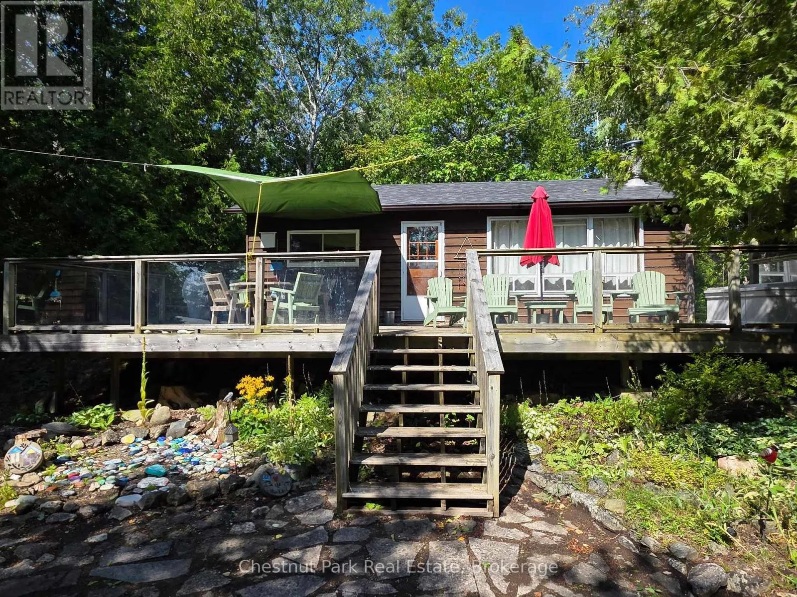 8 BIRCHWOOD DRIVE