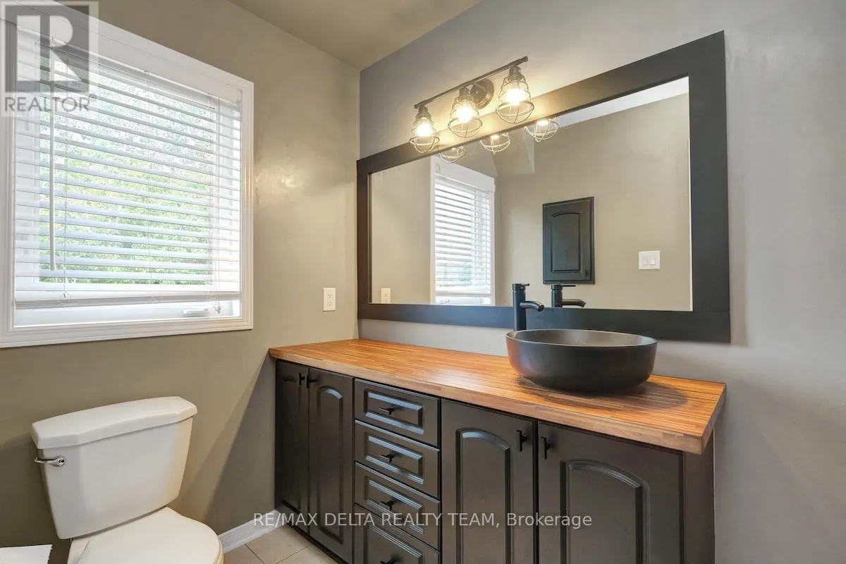 244 PARKROSE PRIVATE