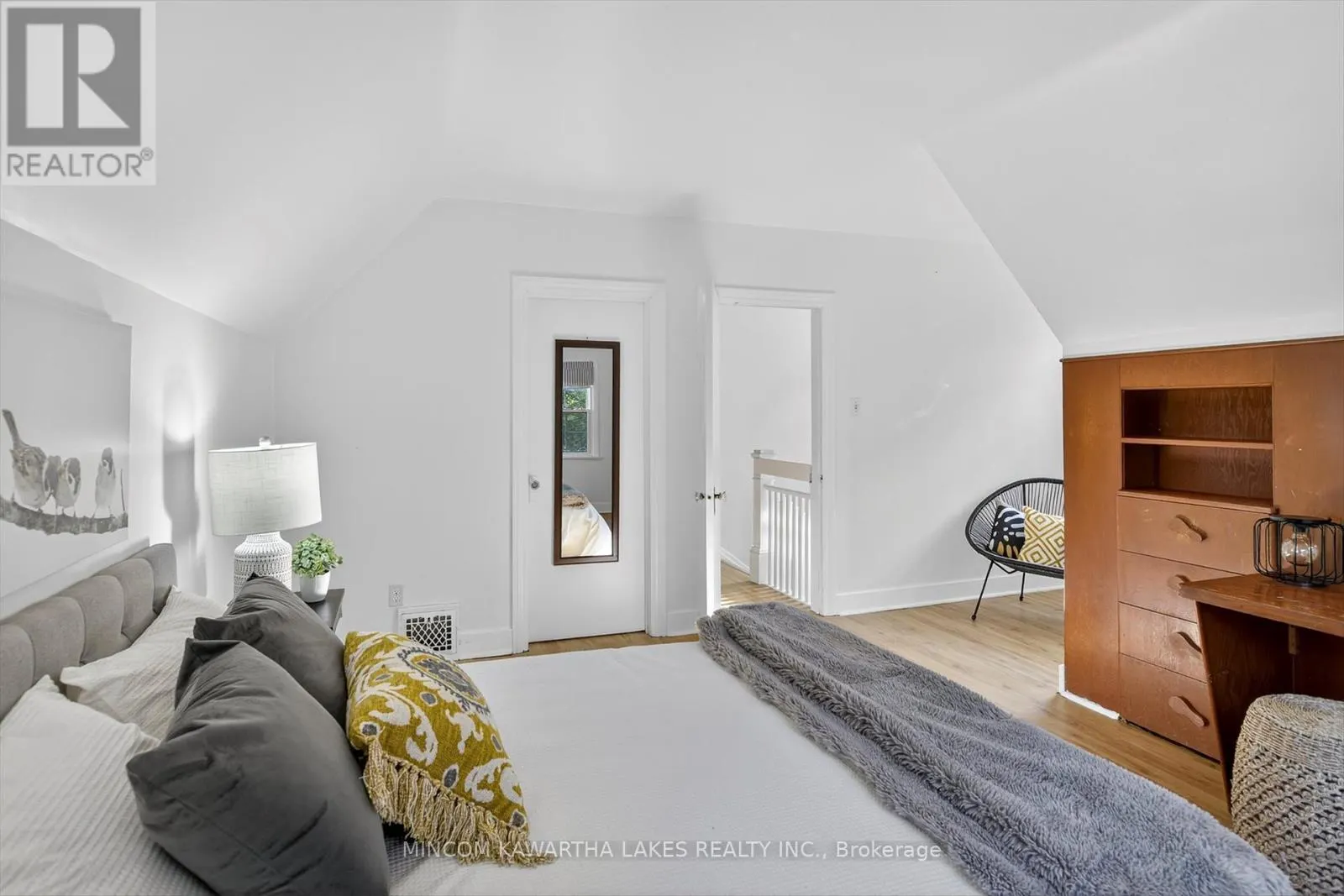 375 ALBERTUS AVENUE