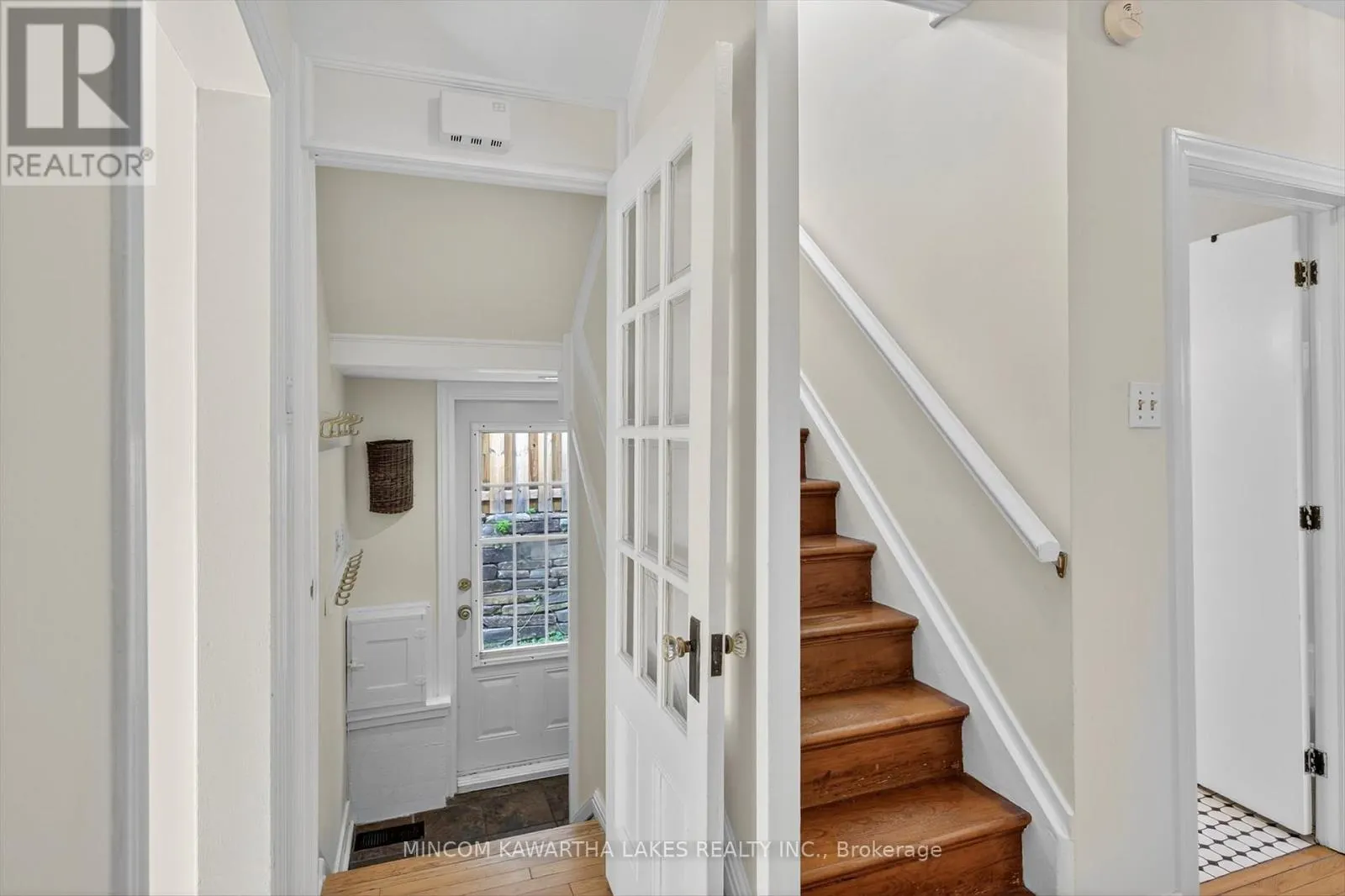375 ALBERTUS AVENUE
