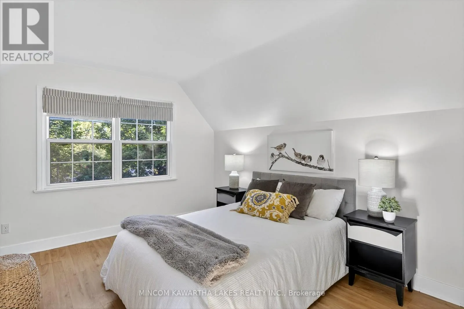 375 ALBERTUS AVENUE