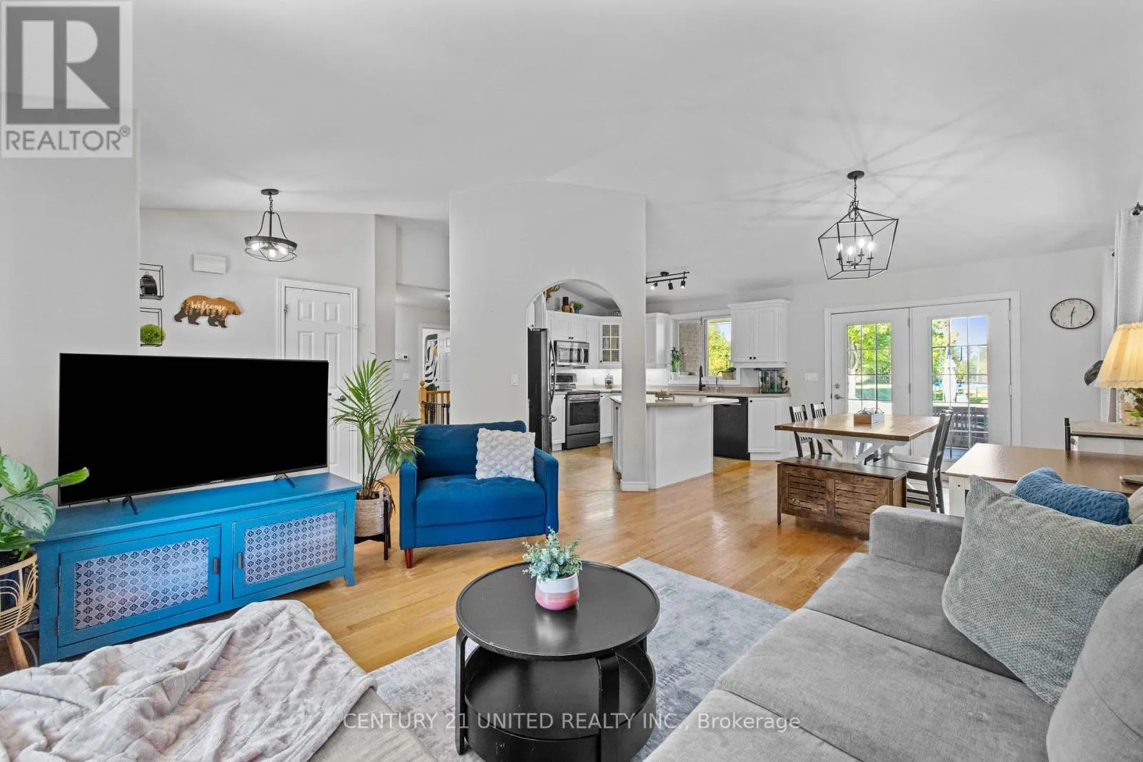 2096 DEER BAY ROAD
