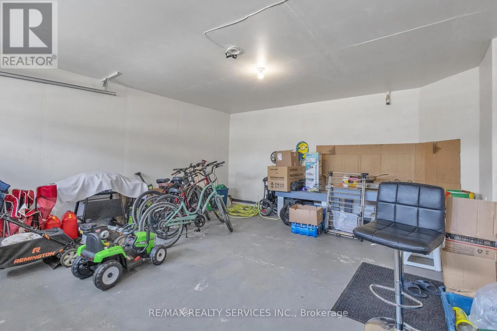 163 MUNRO CIRCLE