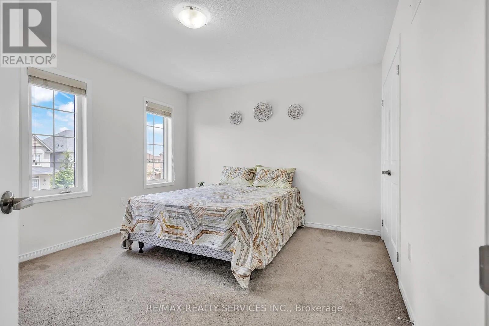 163 MUNRO CIRCLE
