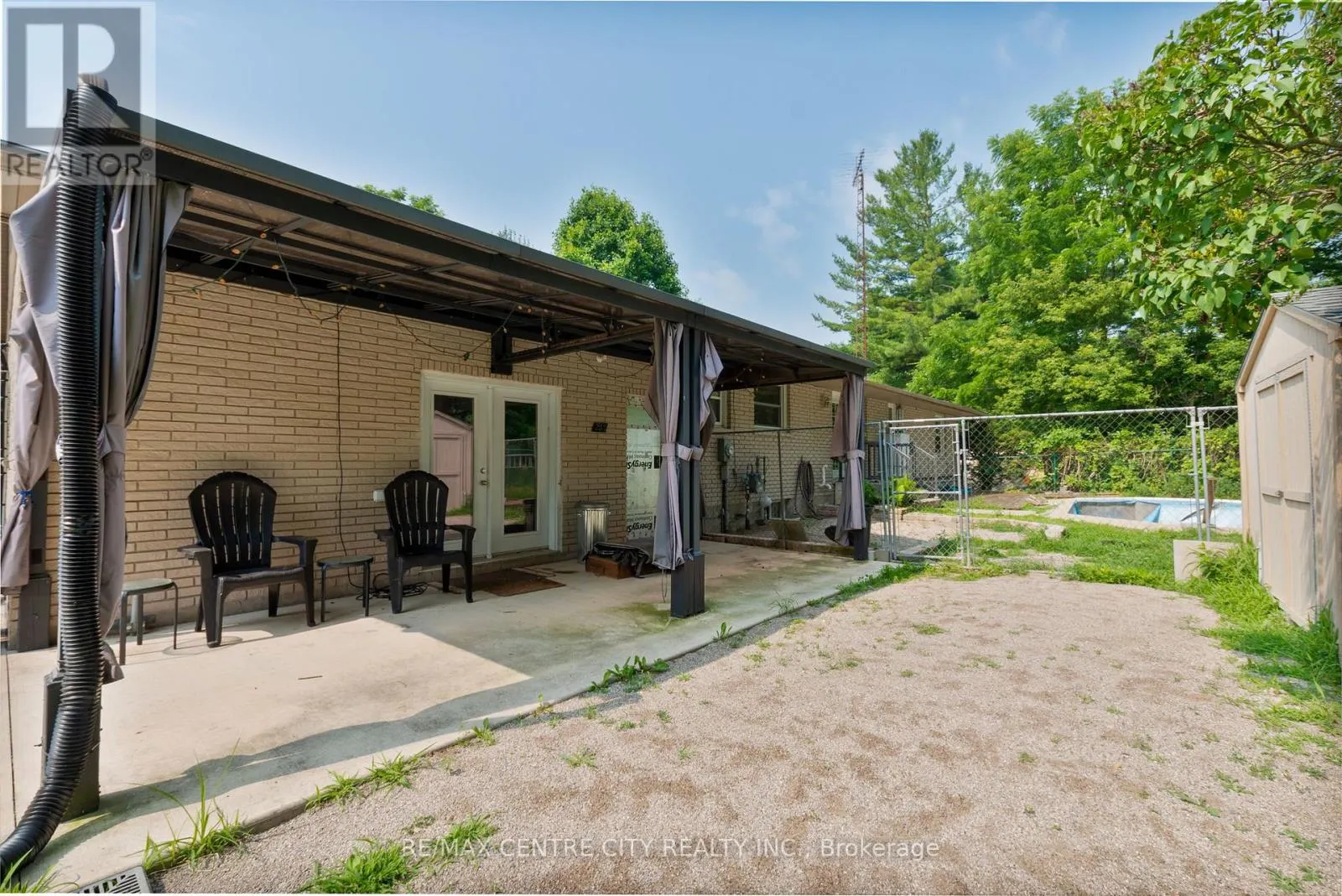 233 AMY STREET