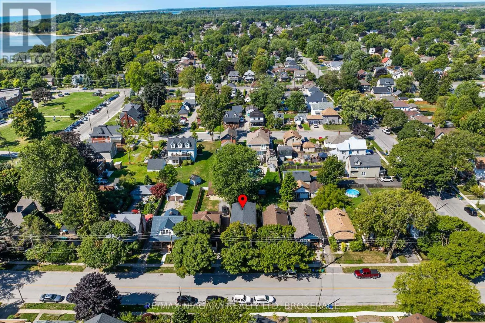 28 FIELDEN AVENUE