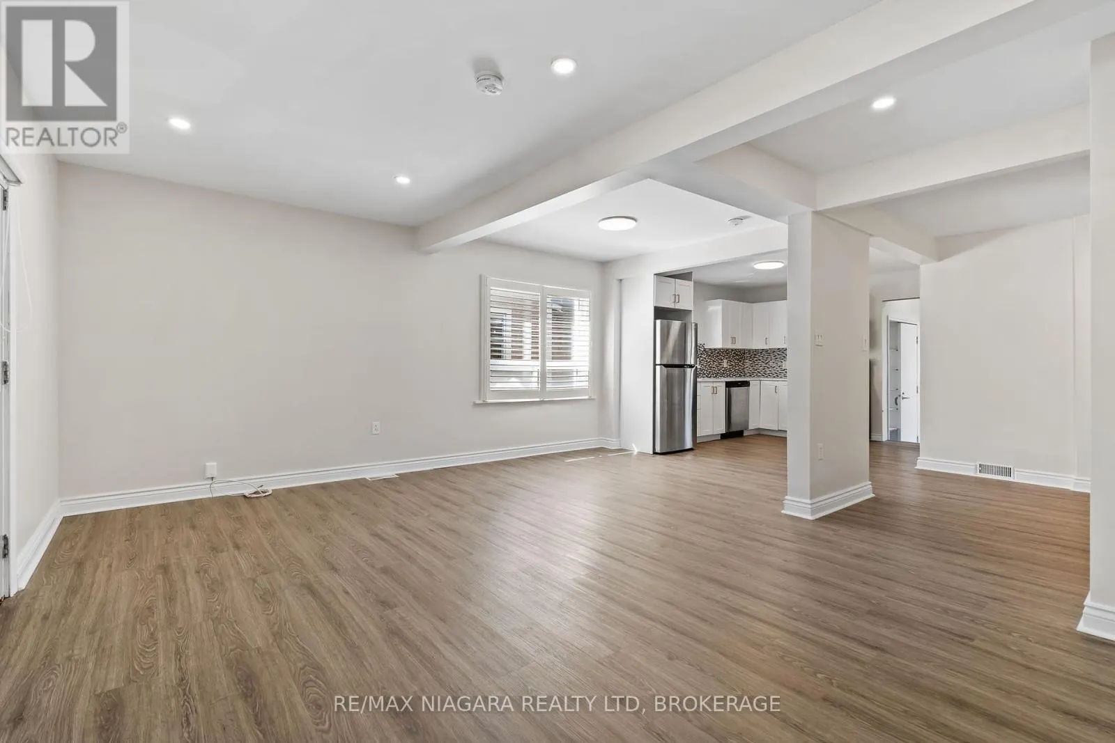 28 FIELDEN AVENUE