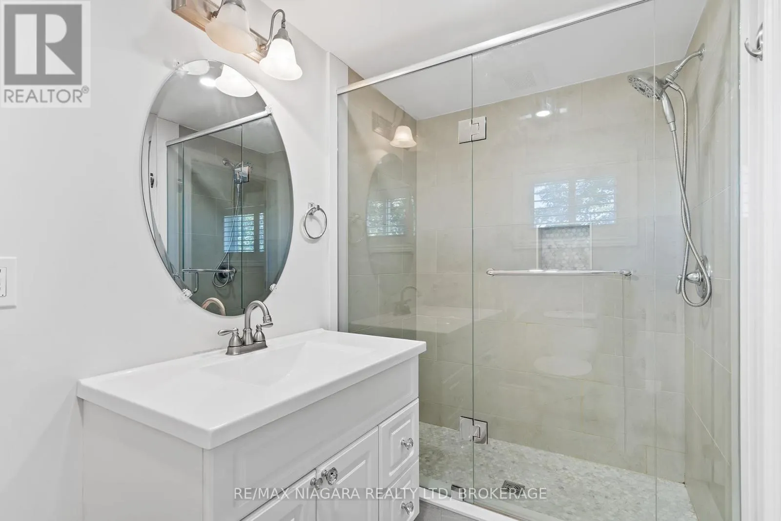 28 FIELDEN AVENUE