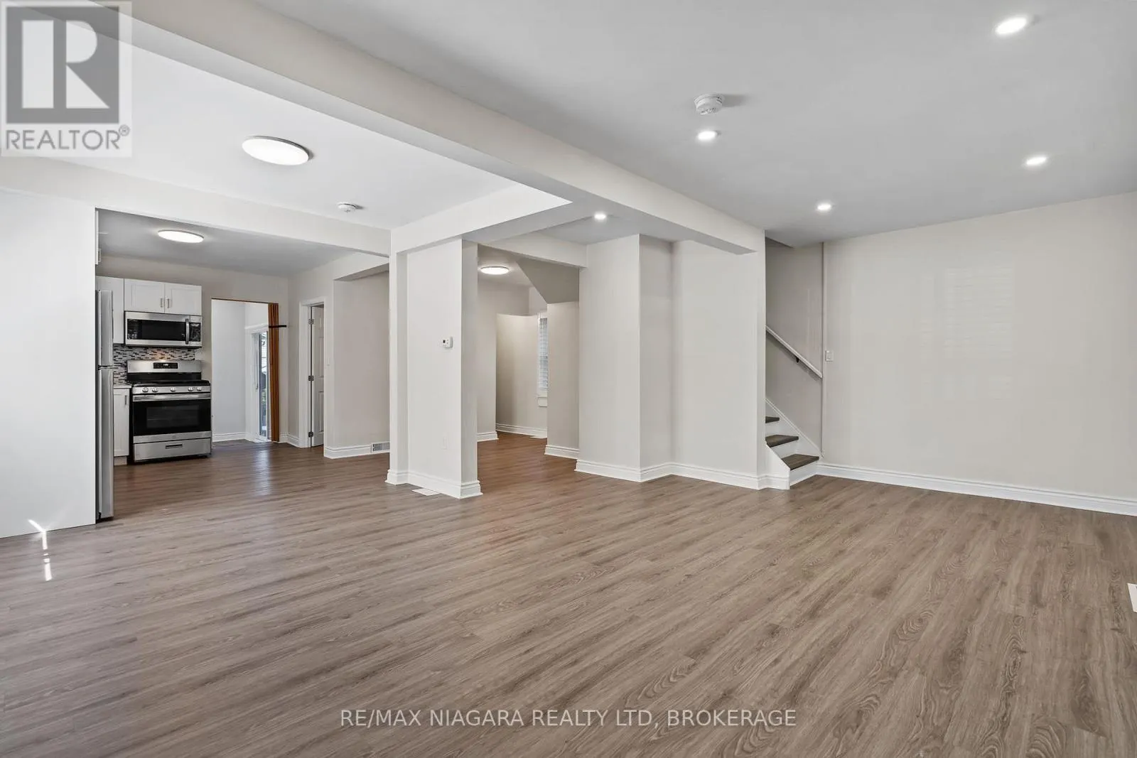 28 FIELDEN AVENUE