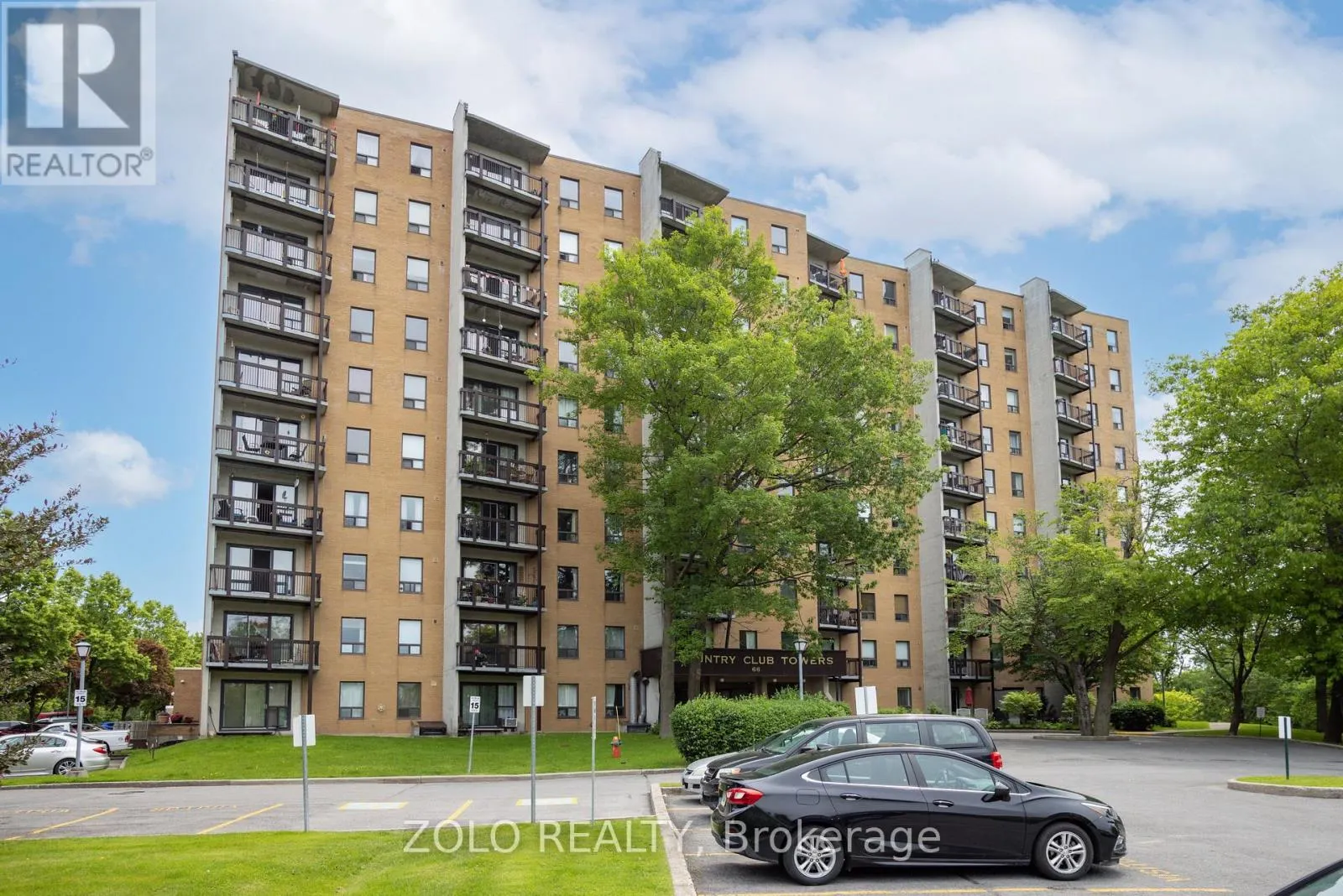 909 - 66 GREENVIEW DRIVE