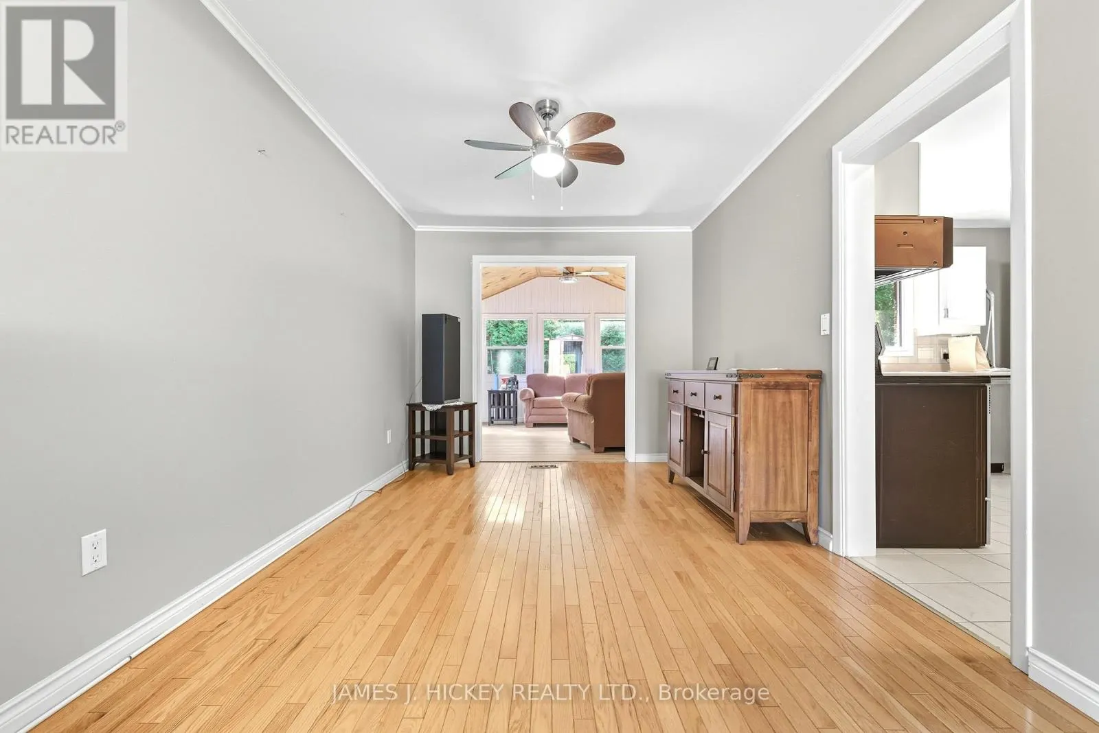 119 FRONTENAC CRESCENT