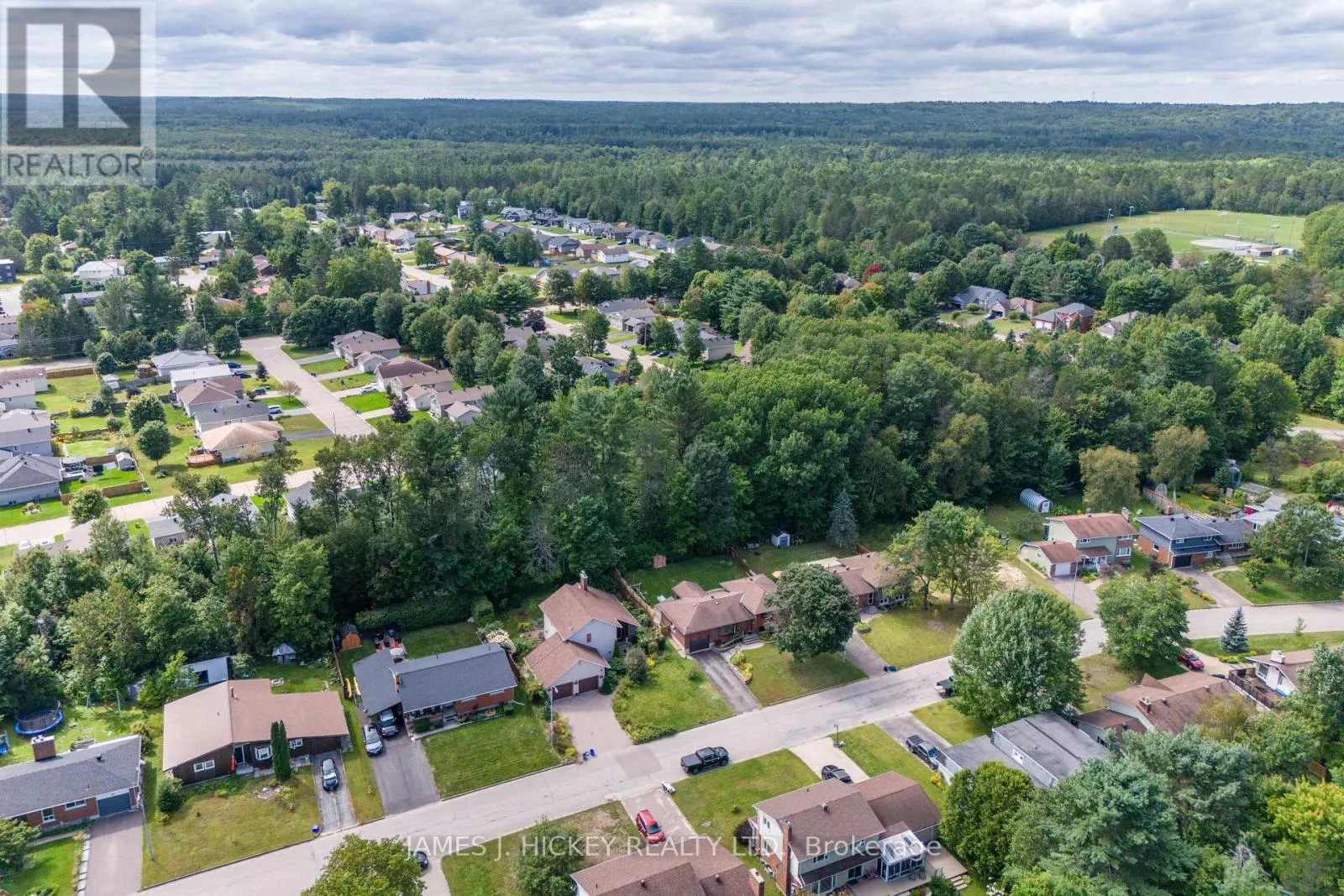 119 FRONTENAC CRESCENT