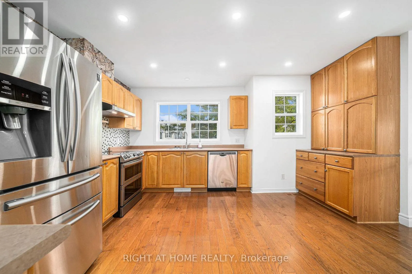 116 CALAVERAS AVENUE