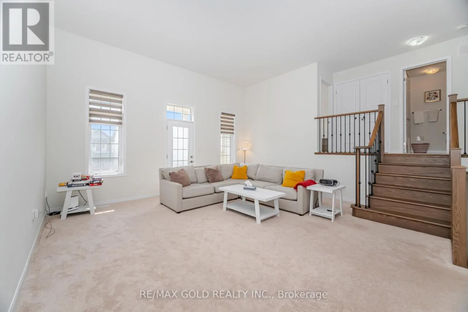 3 SARA DRIVE