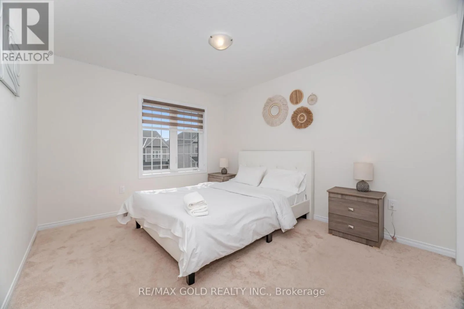 3 SARA DRIVE