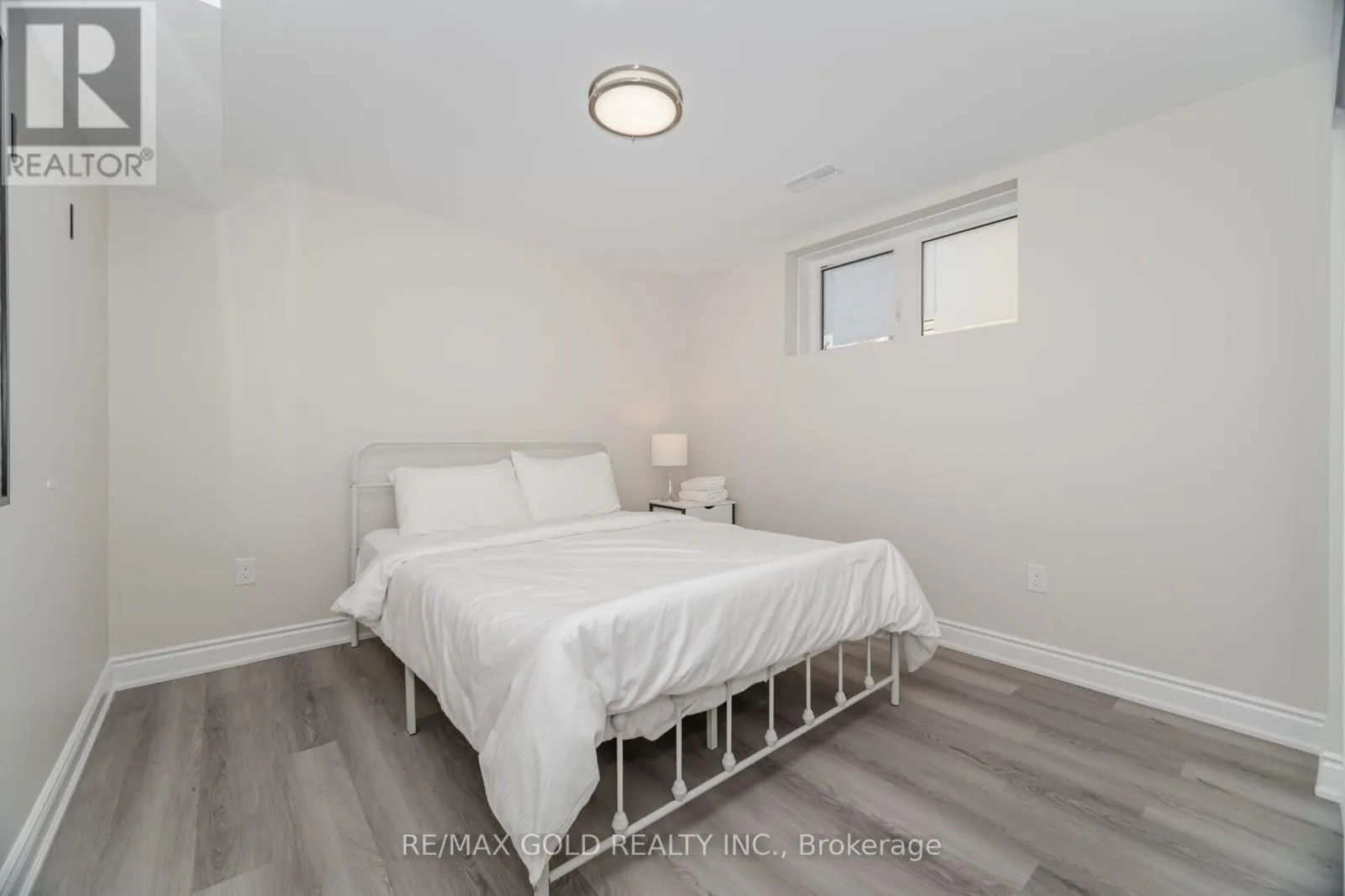 3 SARA DRIVE