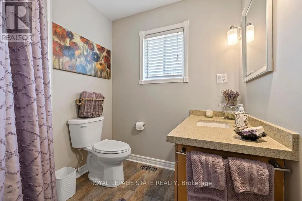 16 LININGTON TRAIL