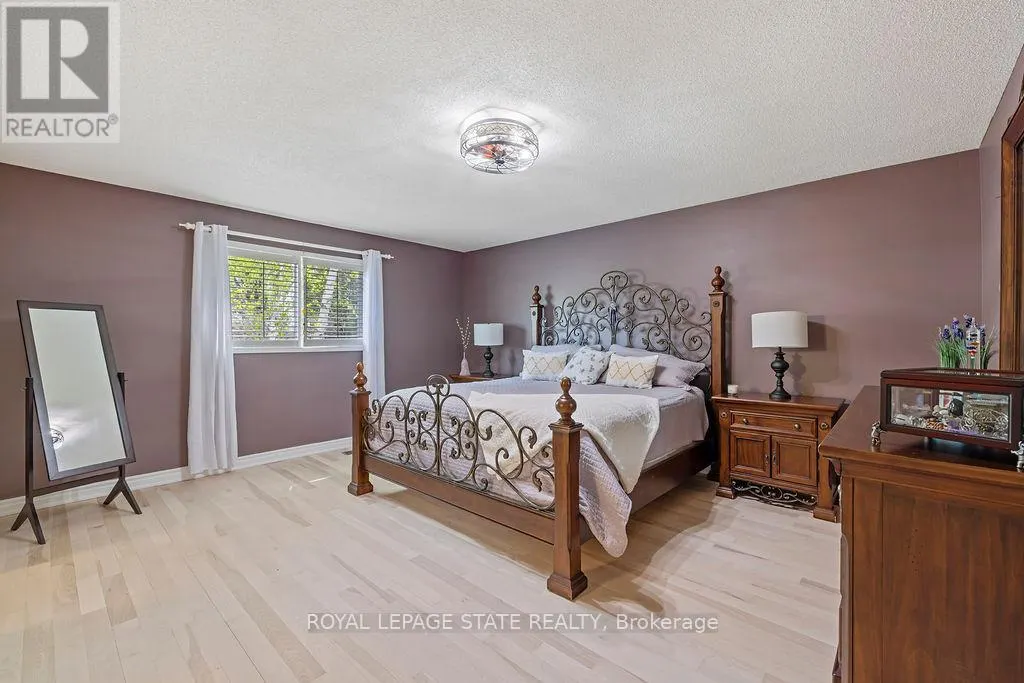 16 LININGTON TRAIL