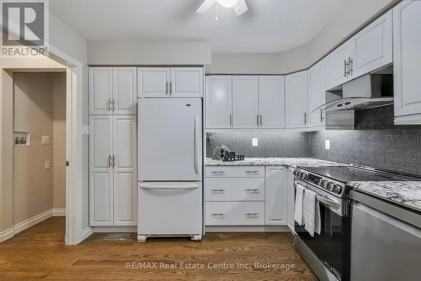 41 - 1550 GORDON STREET, #41