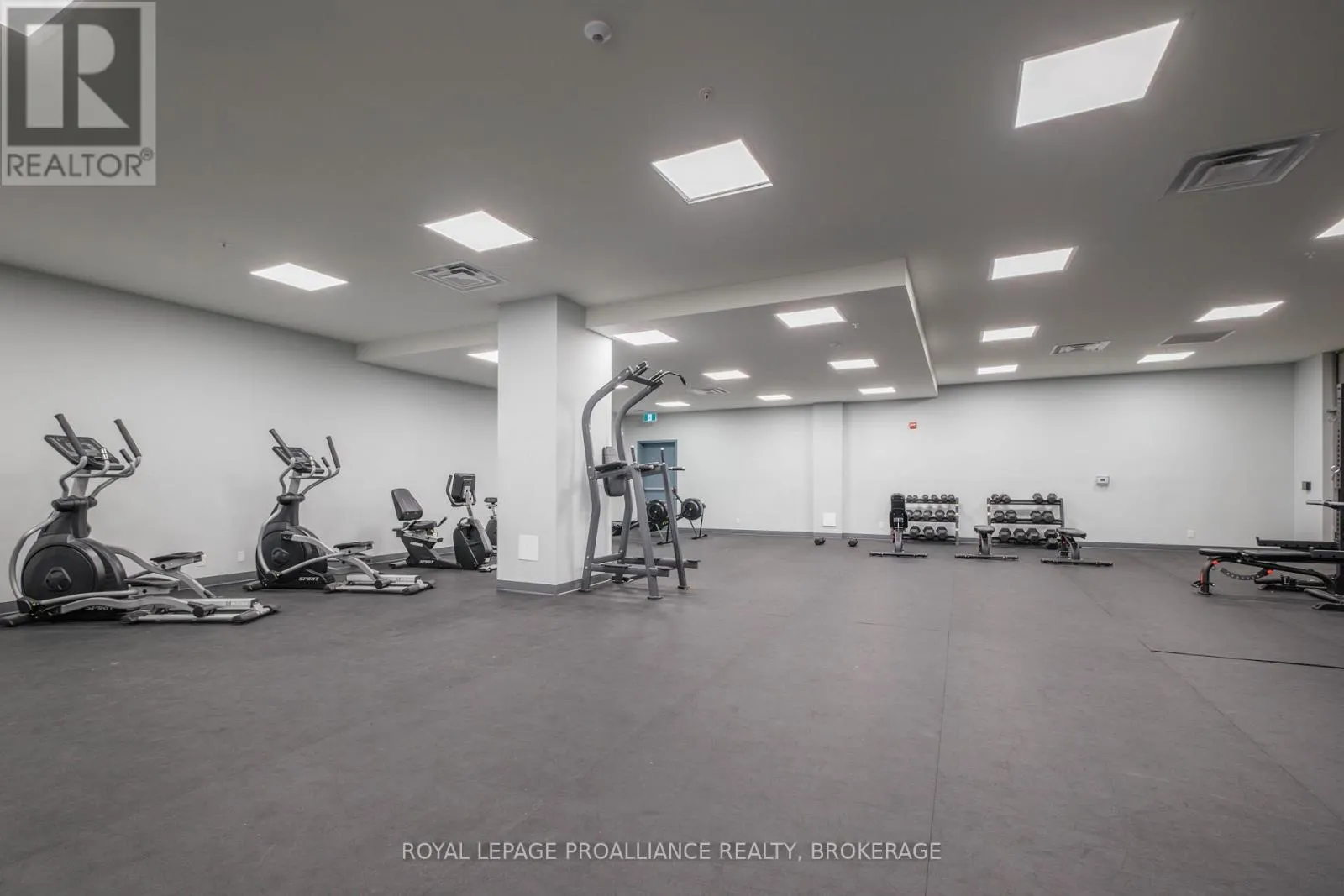 415 - 652 PRINCESS STREET, #415