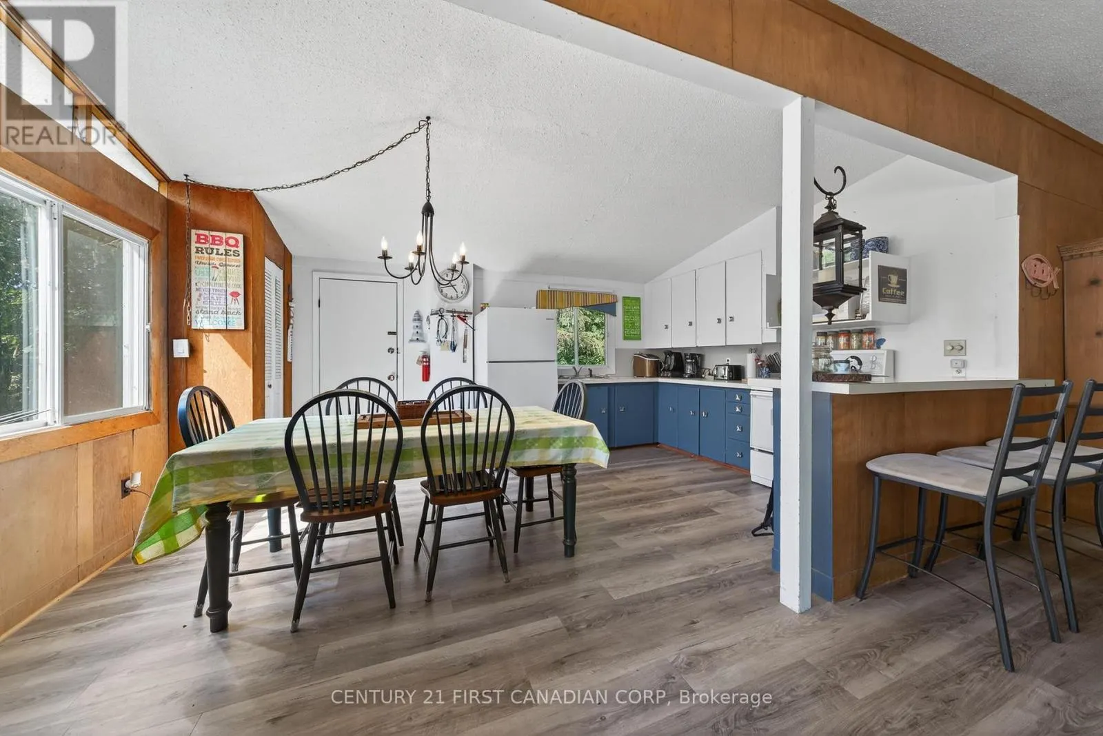 4 - 49075 DEXTER LINE, #4