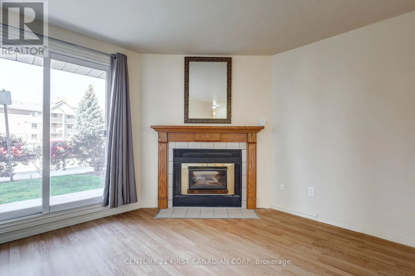 123 - 130 CONWAY DRIVE, #123