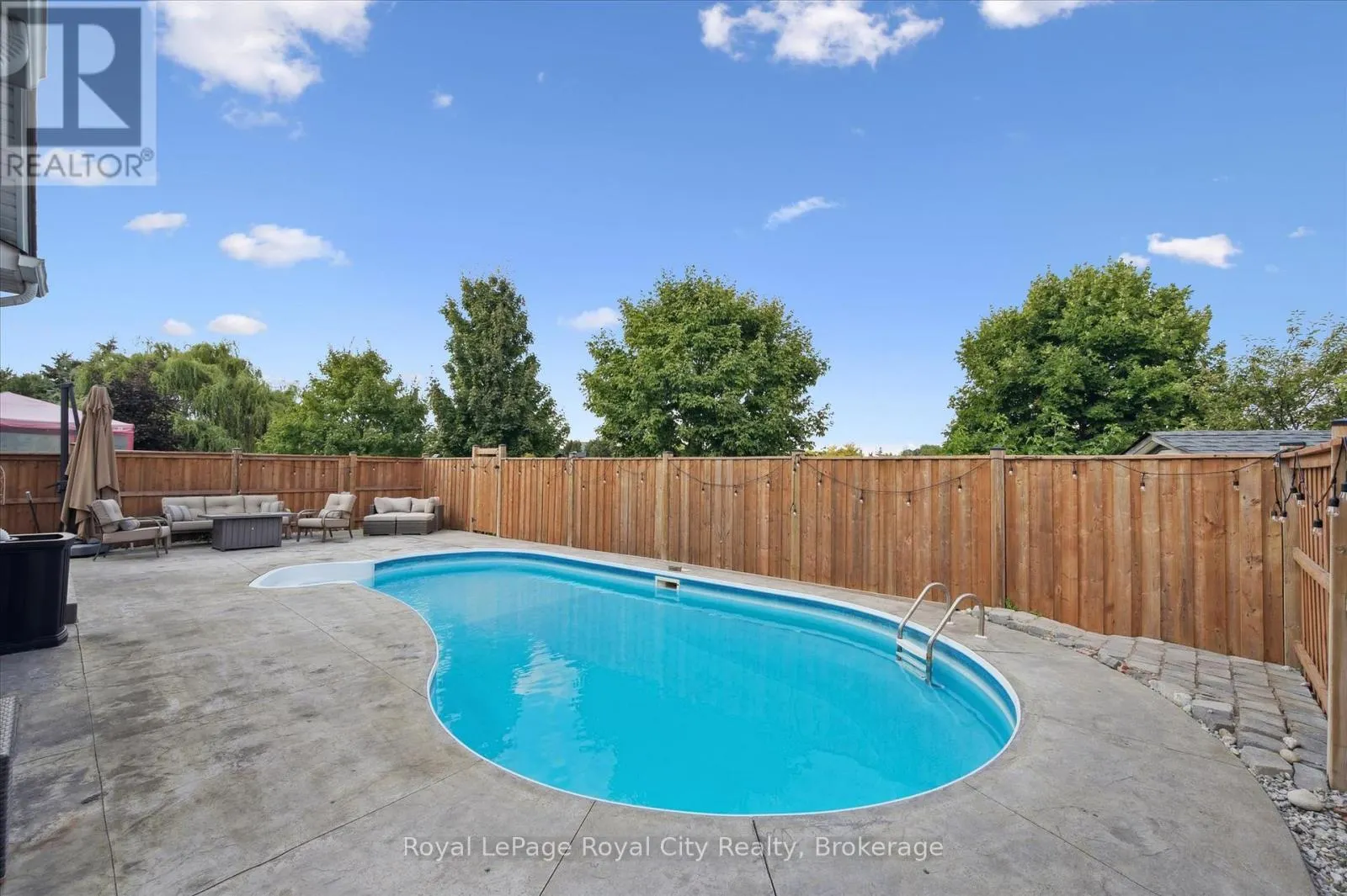 678 MORTIMER DRIVE