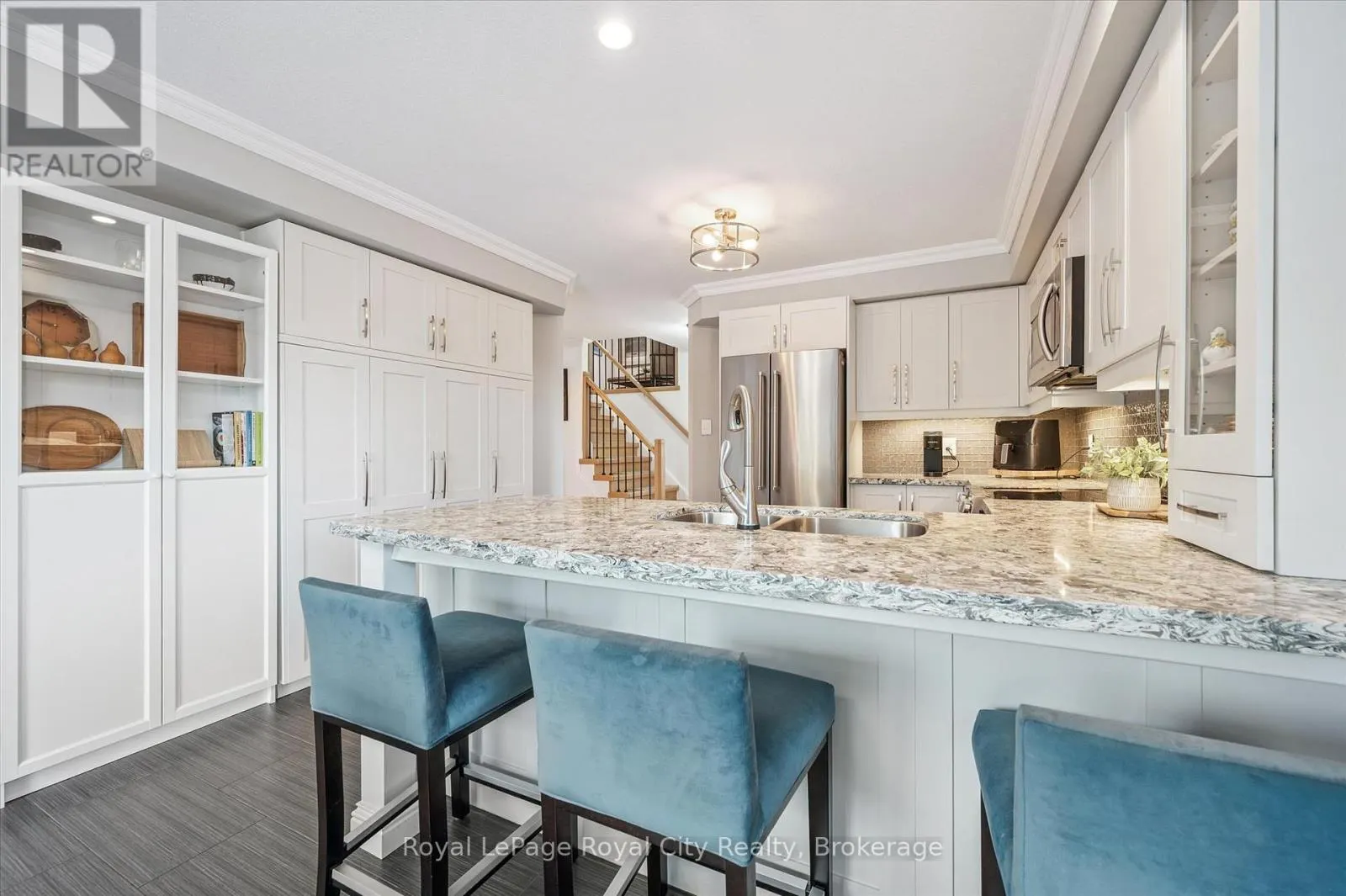 678 MORTIMER DRIVE