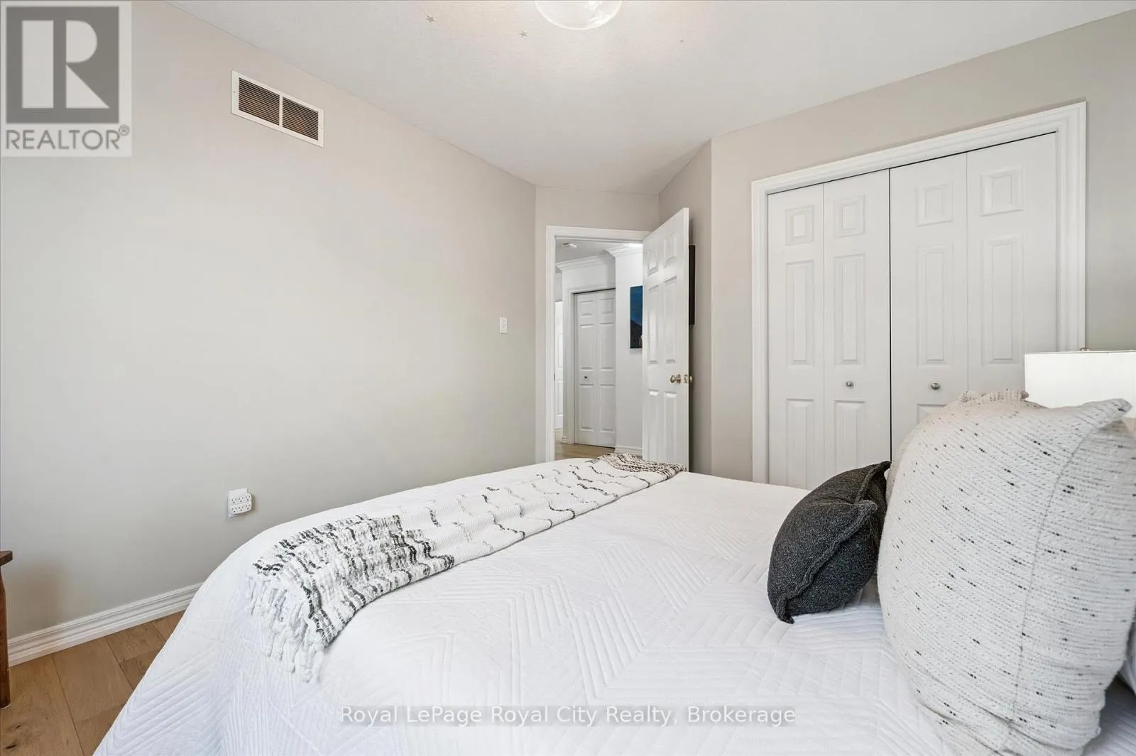 678 MORTIMER DRIVE