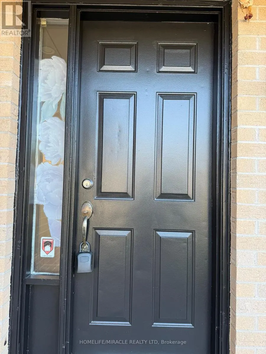 128 STONYBURN CRESCENT