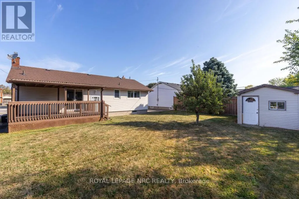 10 RIDGEVIEW AVENUE