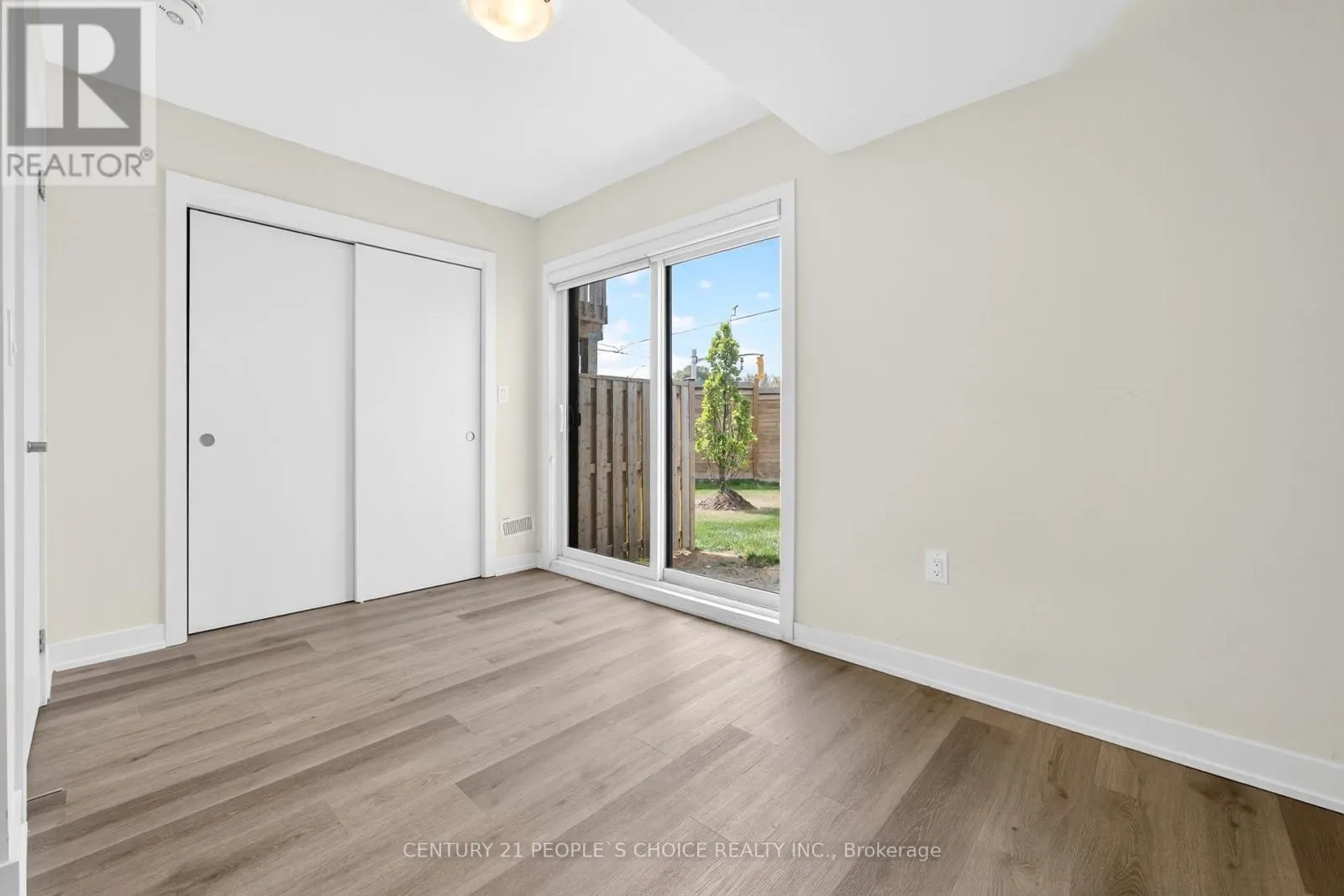 21 - 527 SHAVER ROAD