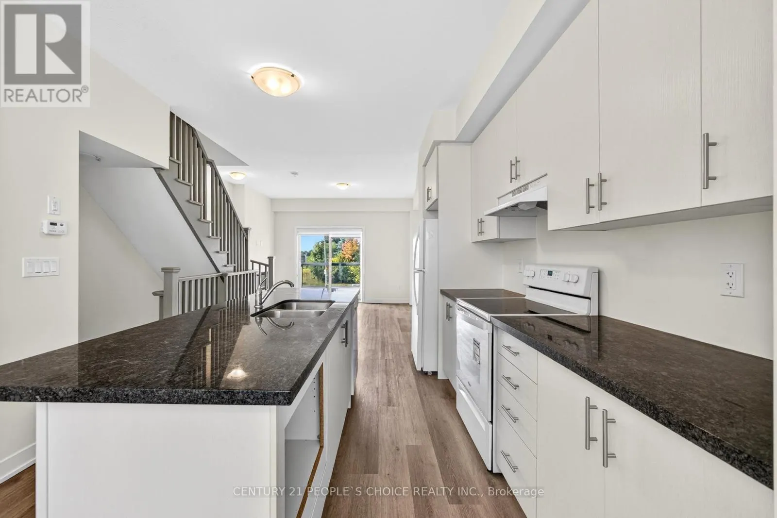 21 - 527 SHAVER ROAD