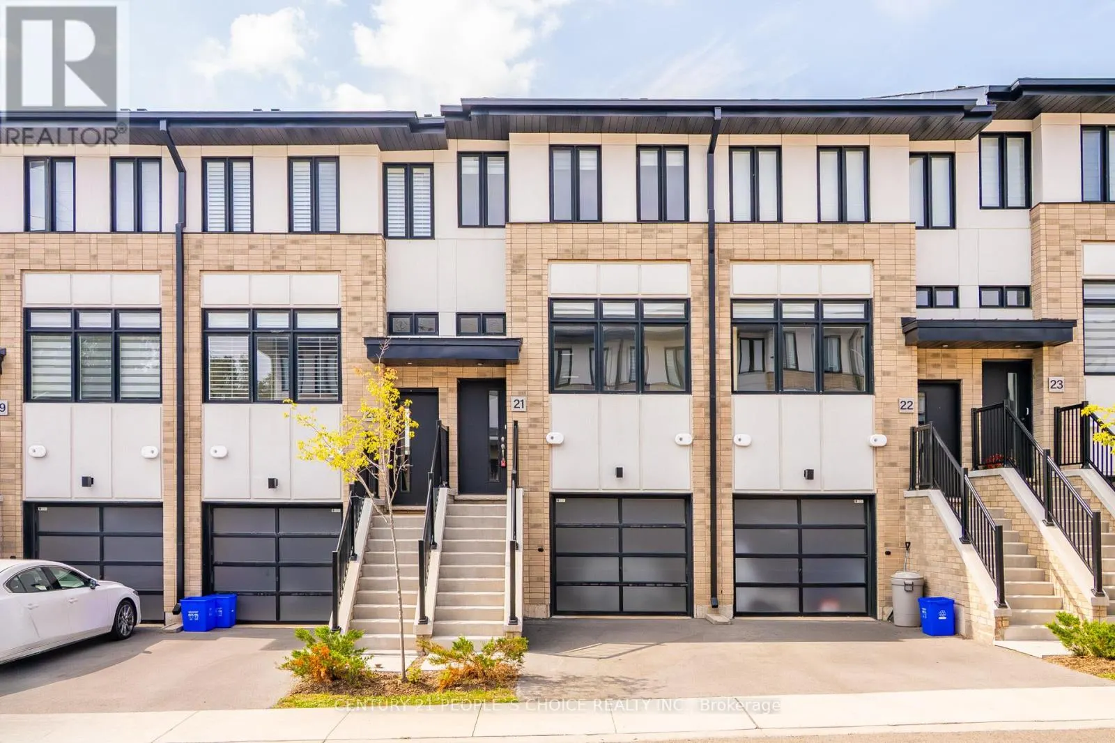 21 - 527 SHAVER ROAD