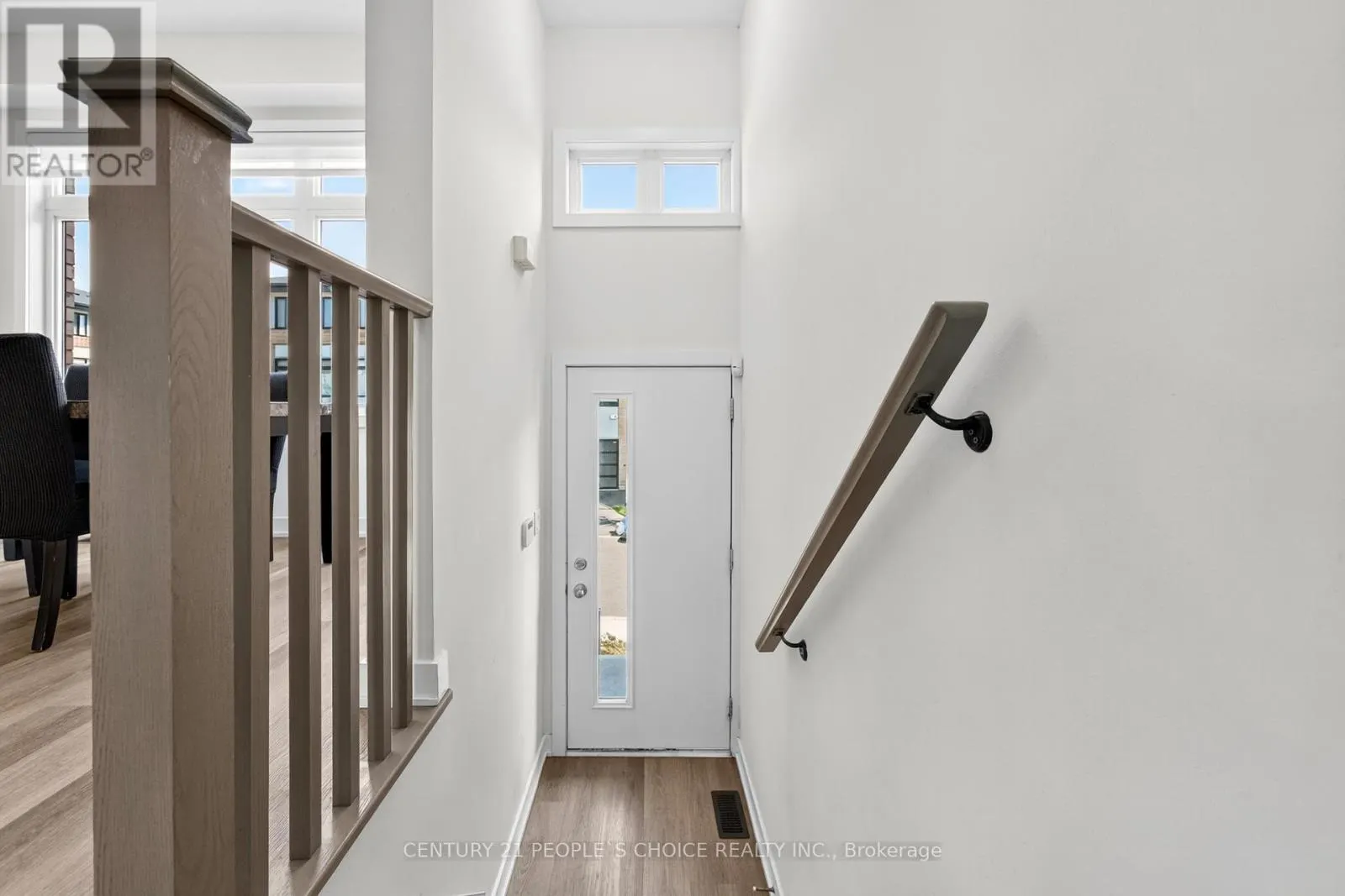 21 - 527 SHAVER ROAD