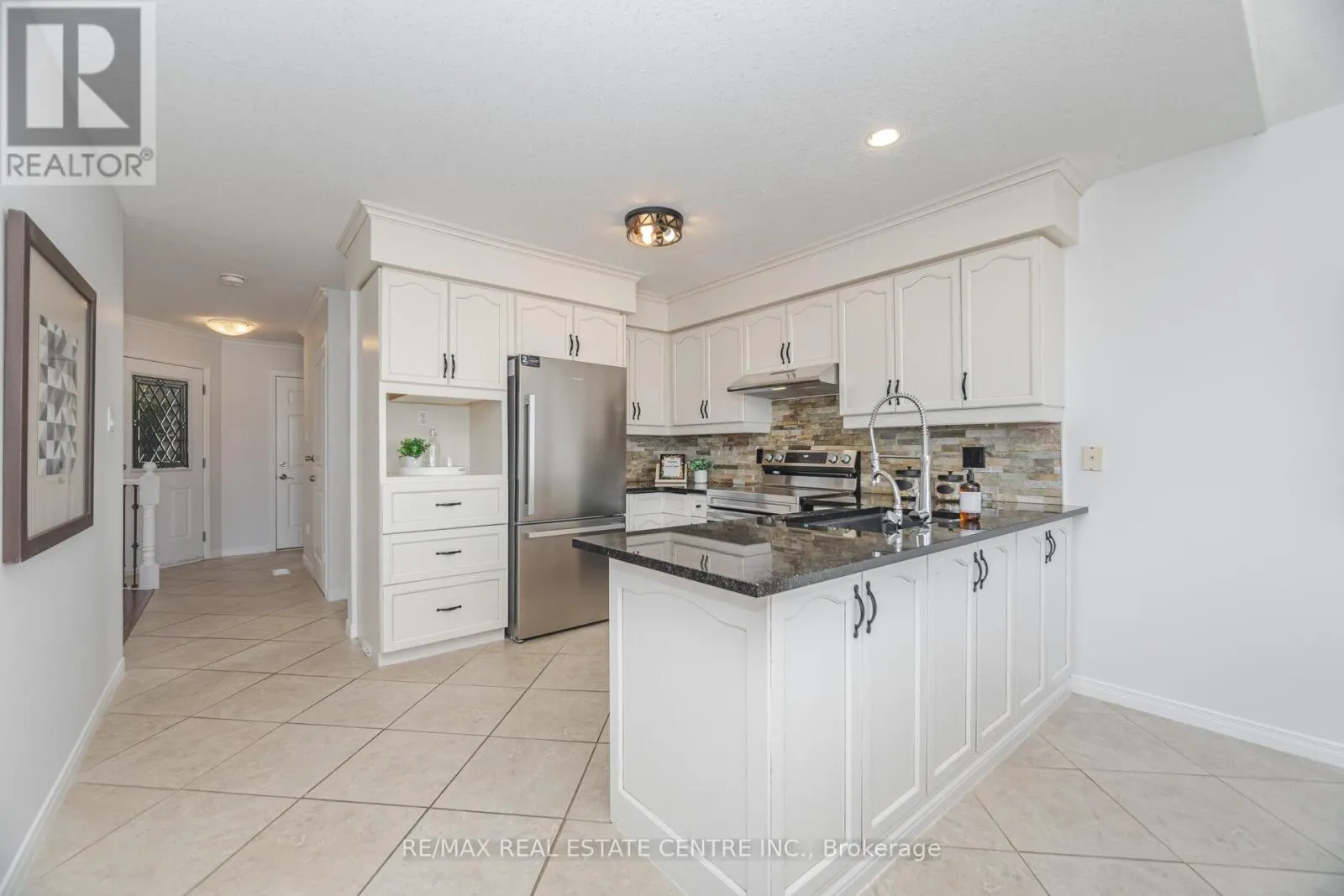 127 SILURIAN DRIVE
