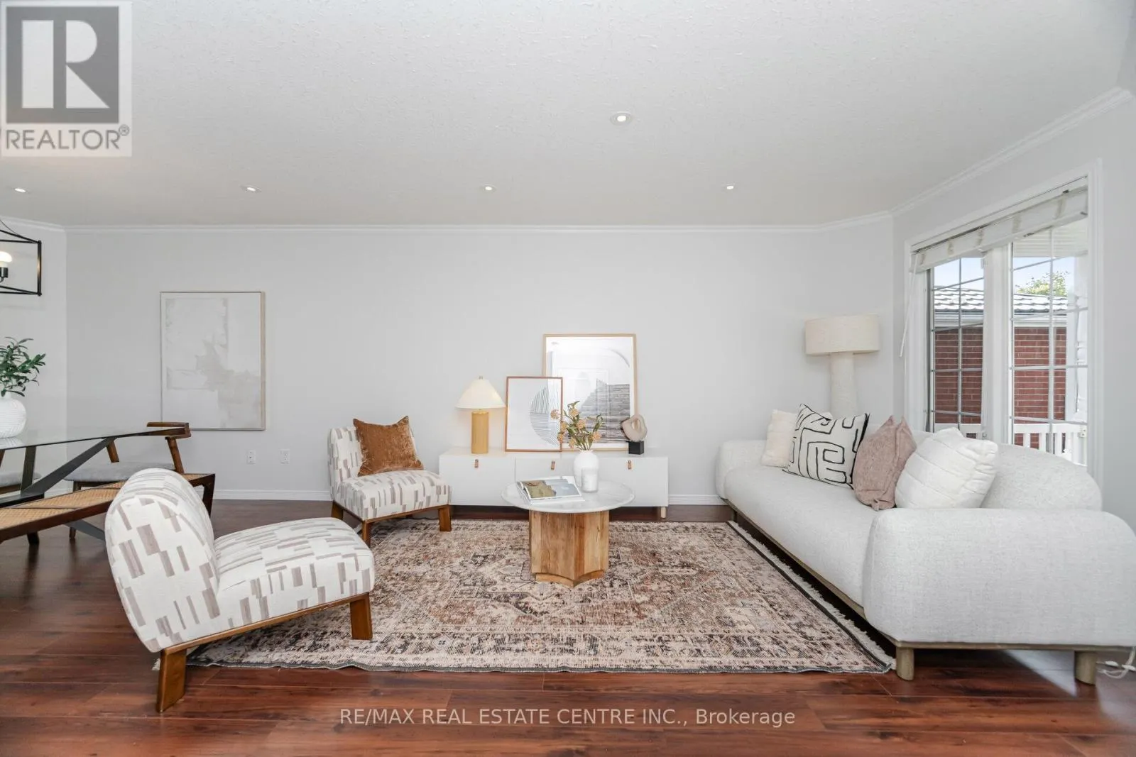 127 SILURIAN DRIVE