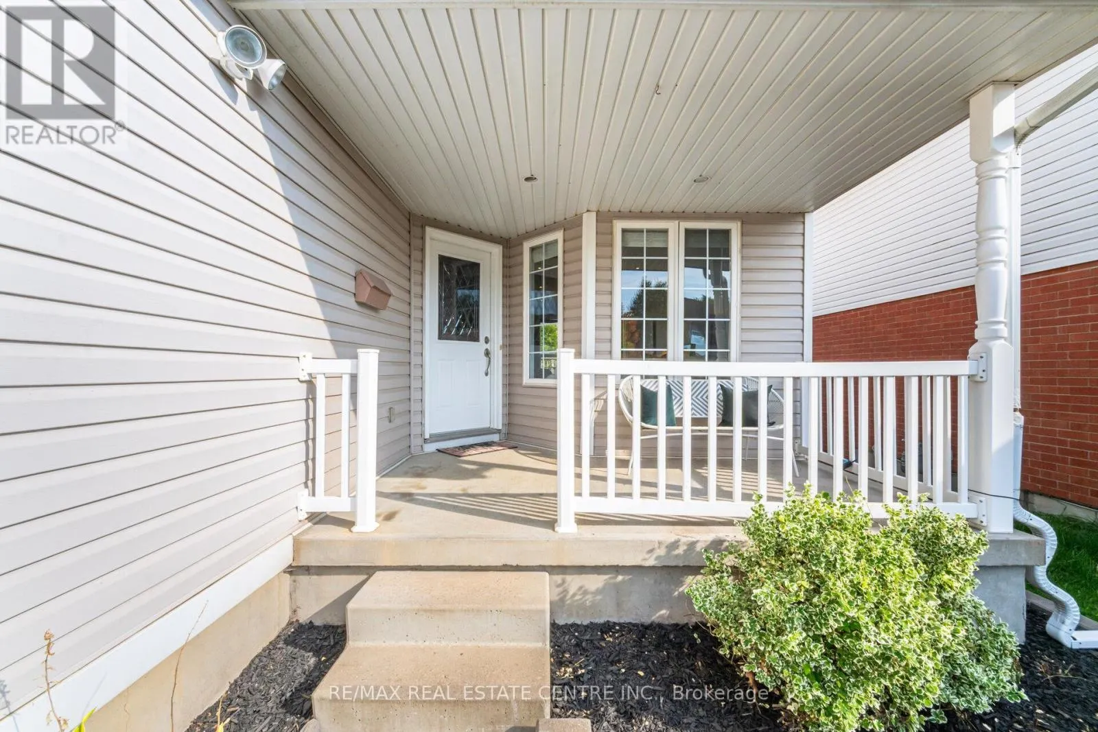 127 SILURIAN DRIVE