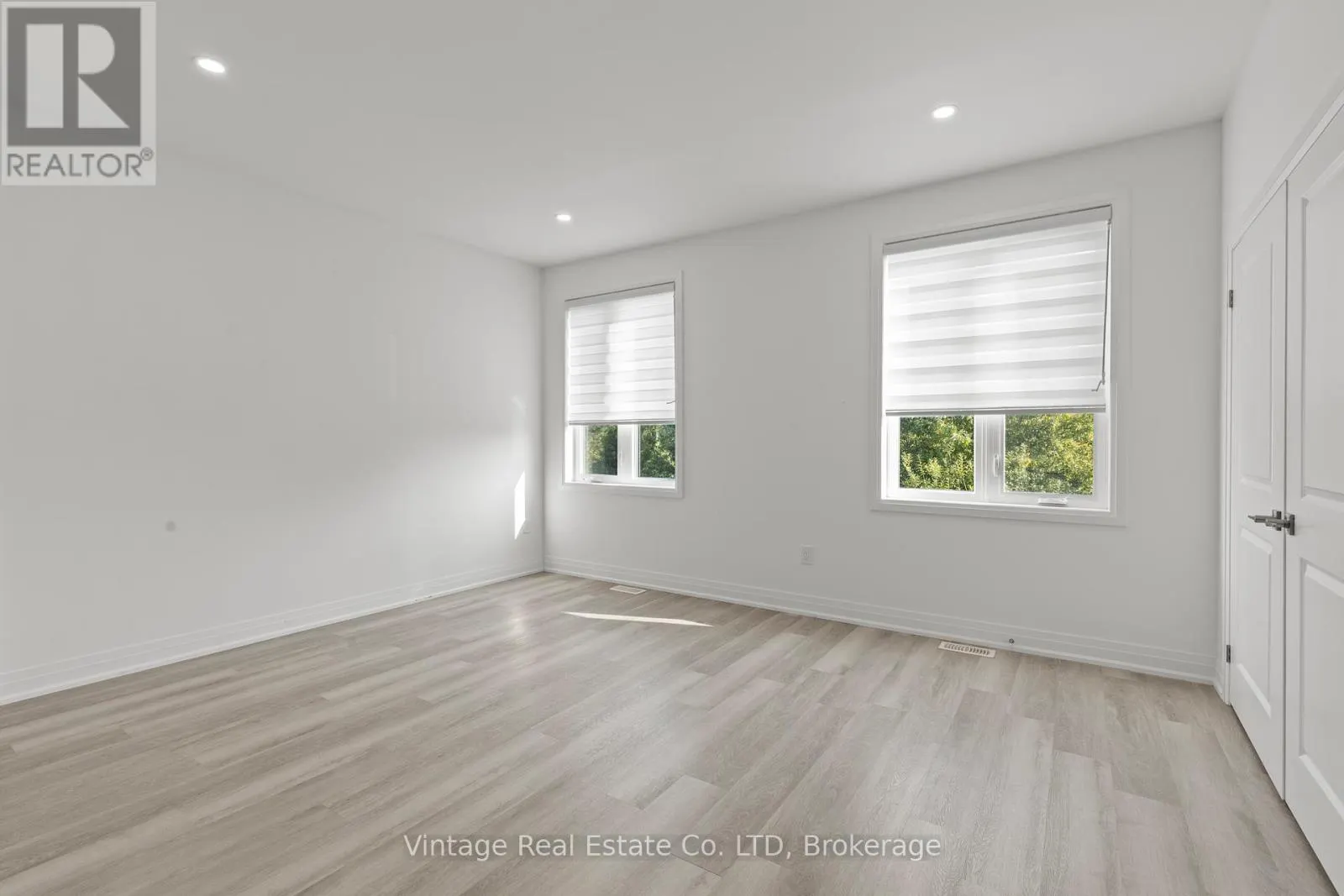 29 - 1465 STATION STREET, #29