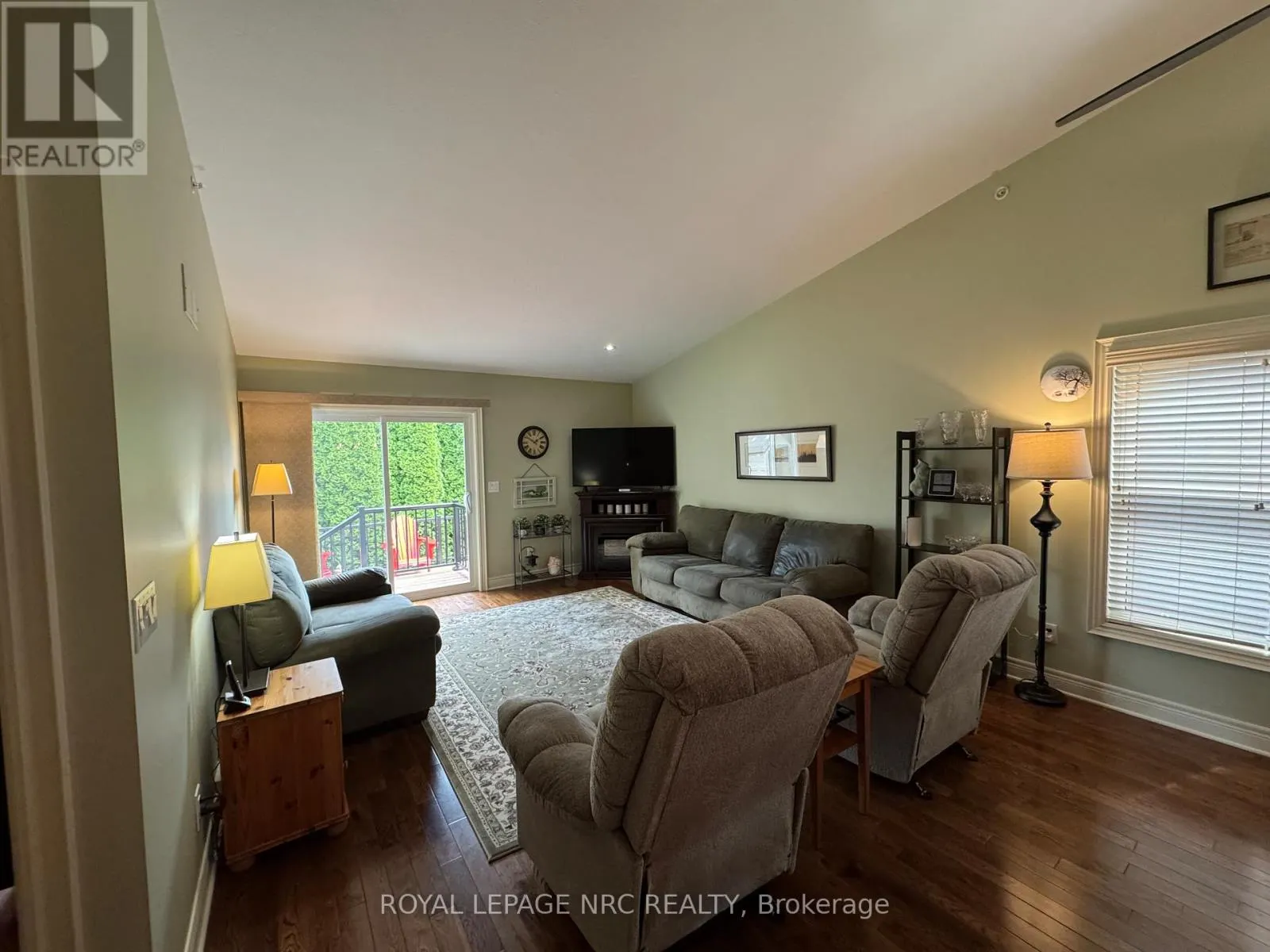 70 PARKSIDE DRIVE