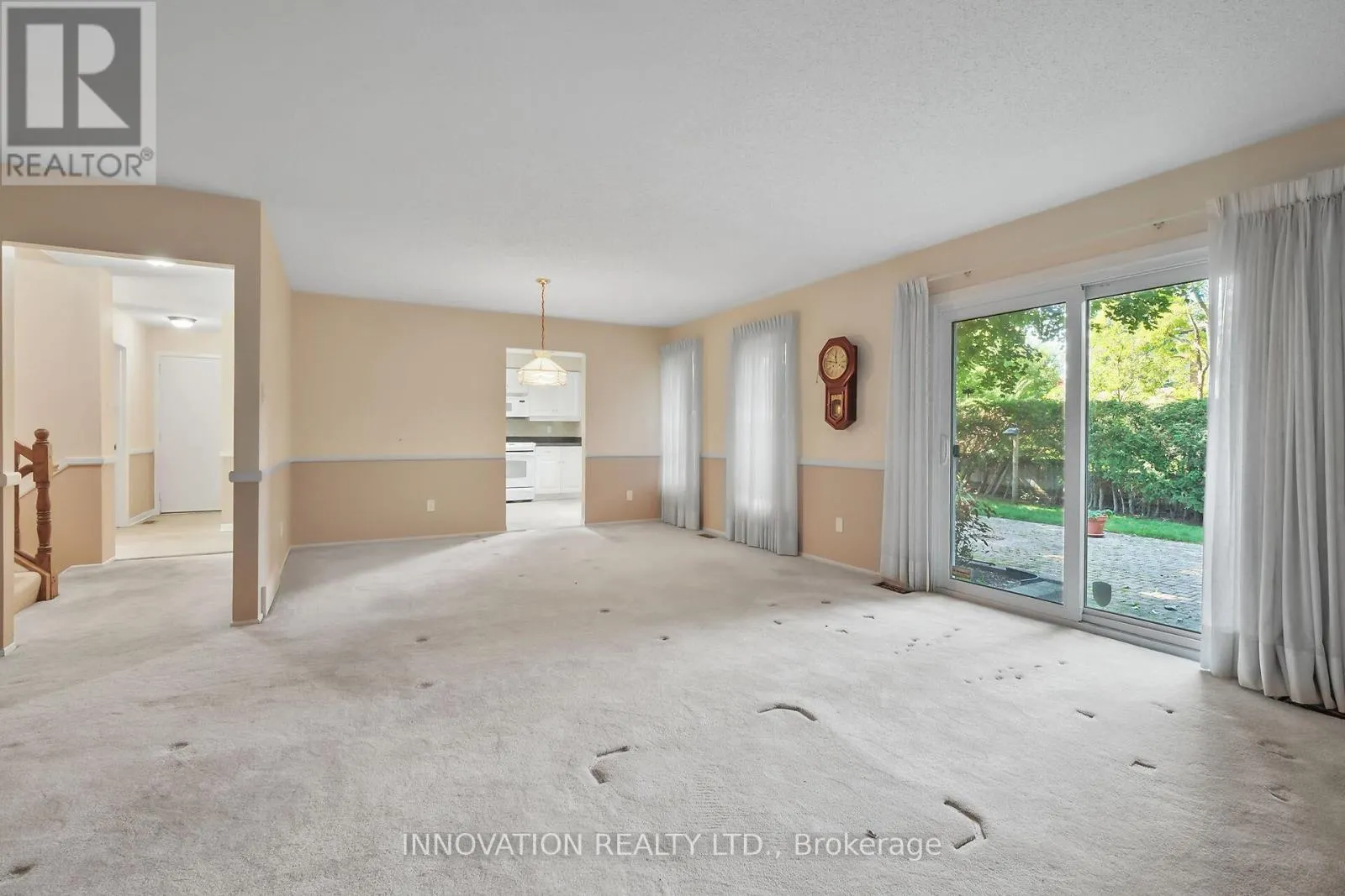 14 CHIMO DRIVE