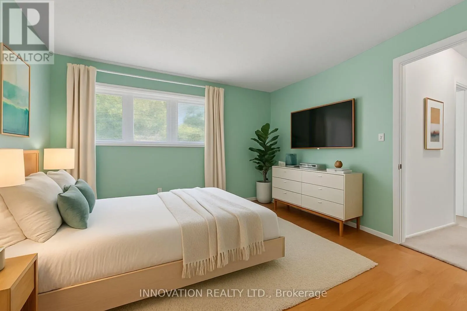 14 CHIMO DRIVE