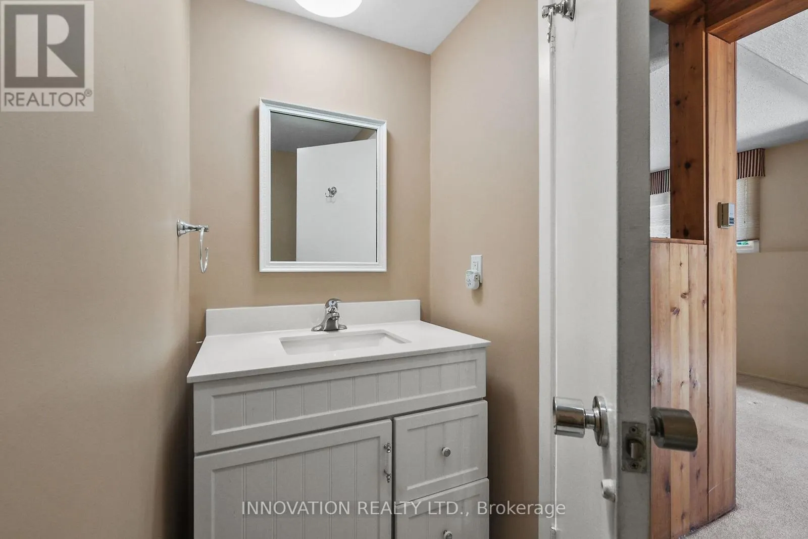 14 CHIMO DRIVE