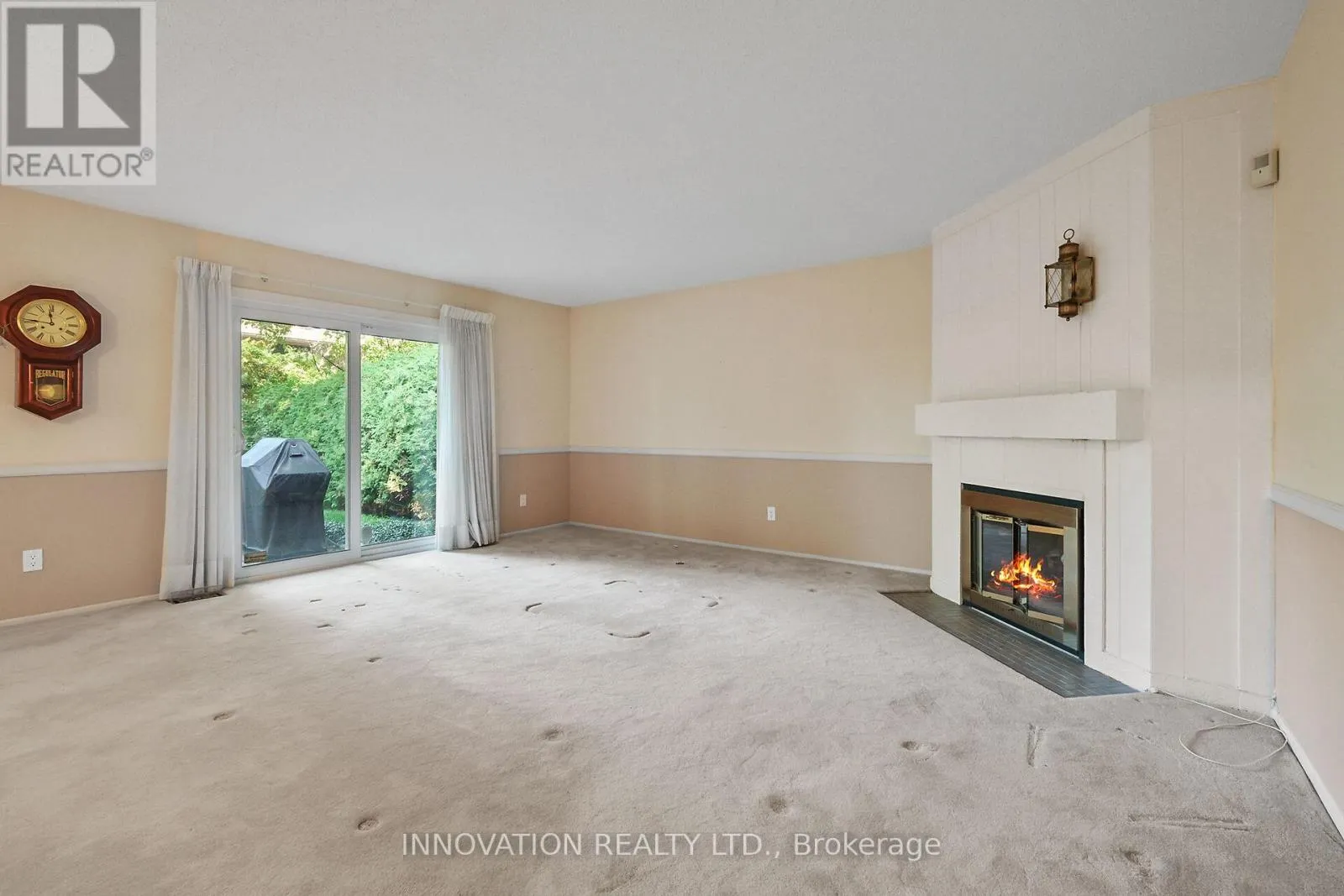 14 CHIMO DRIVE